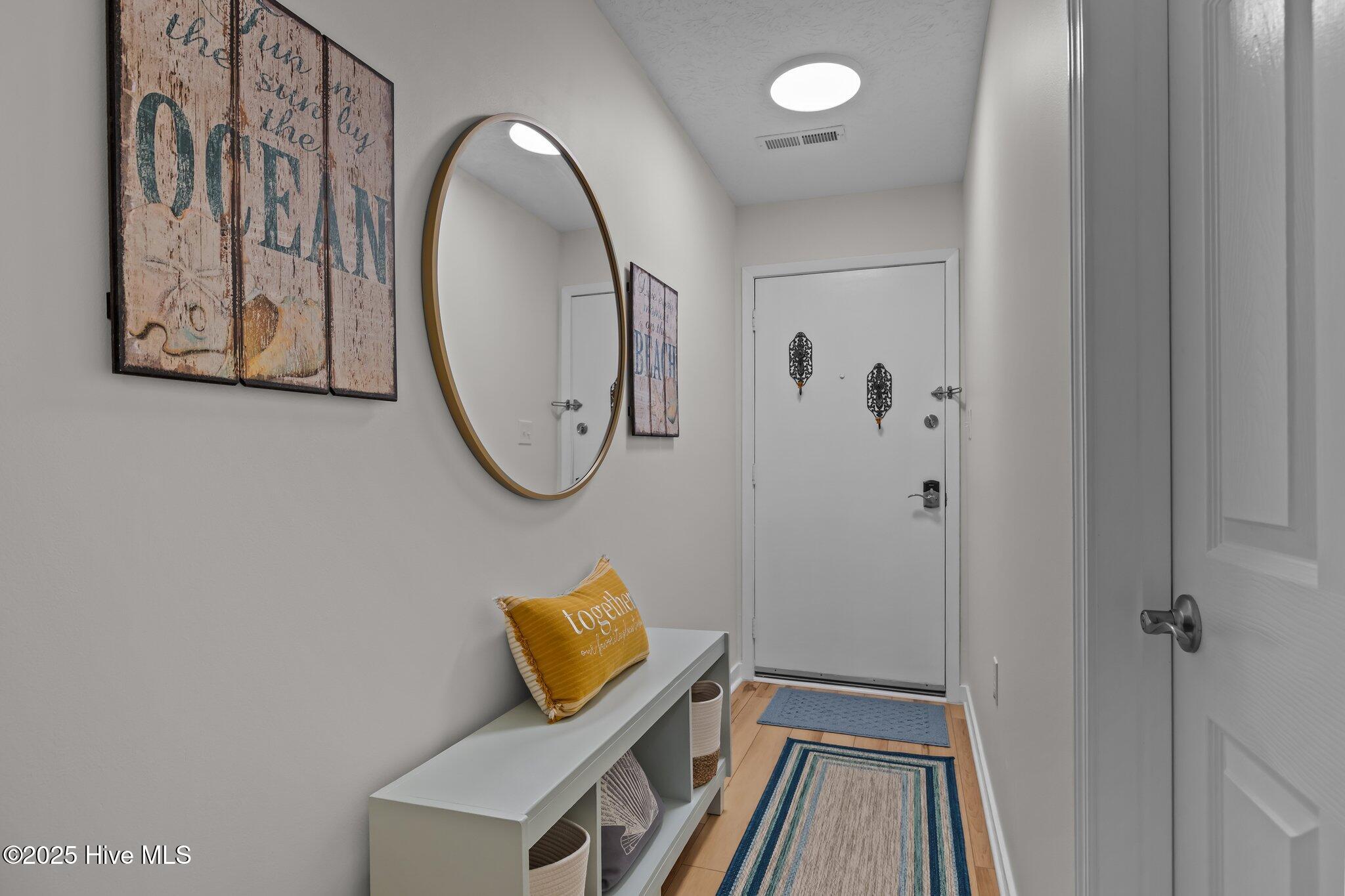 100511751 | Photo 19