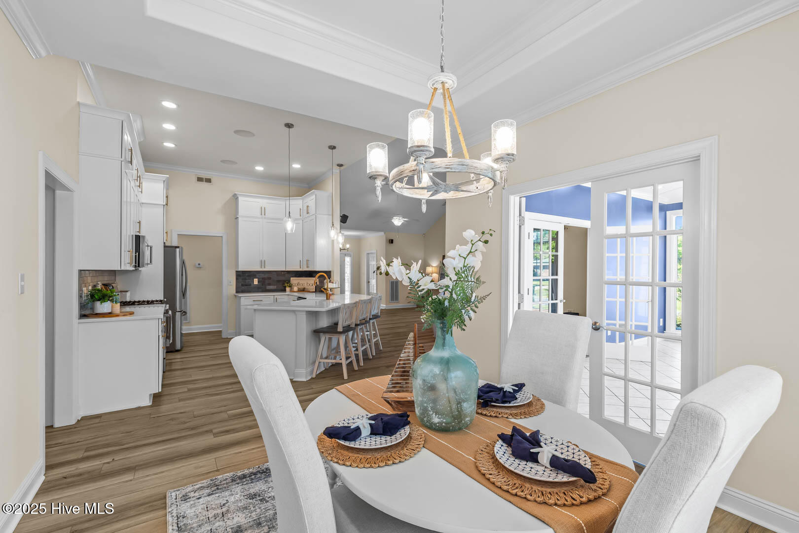 100512903 | Photo 22