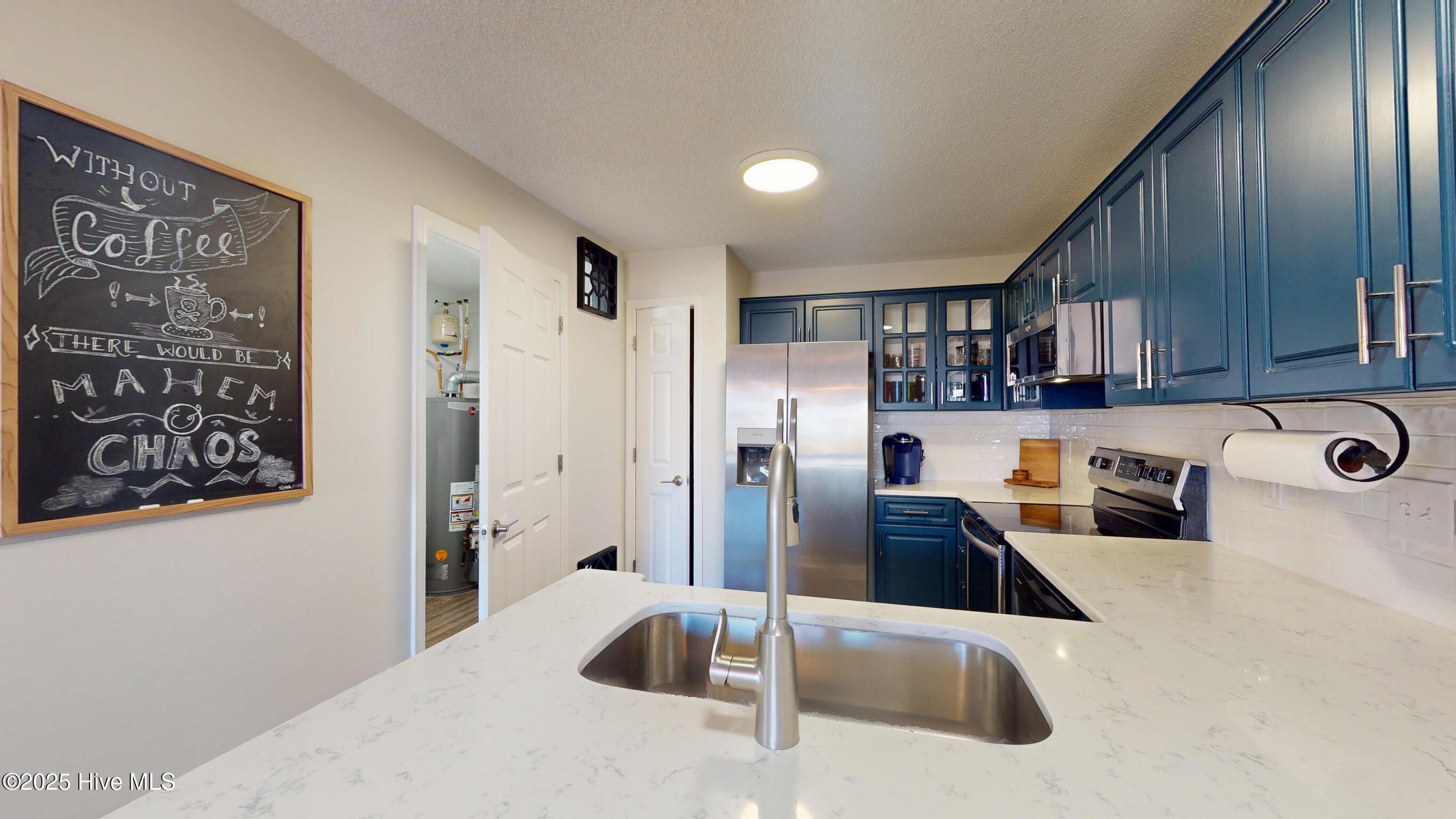 100542842 | Photo 15