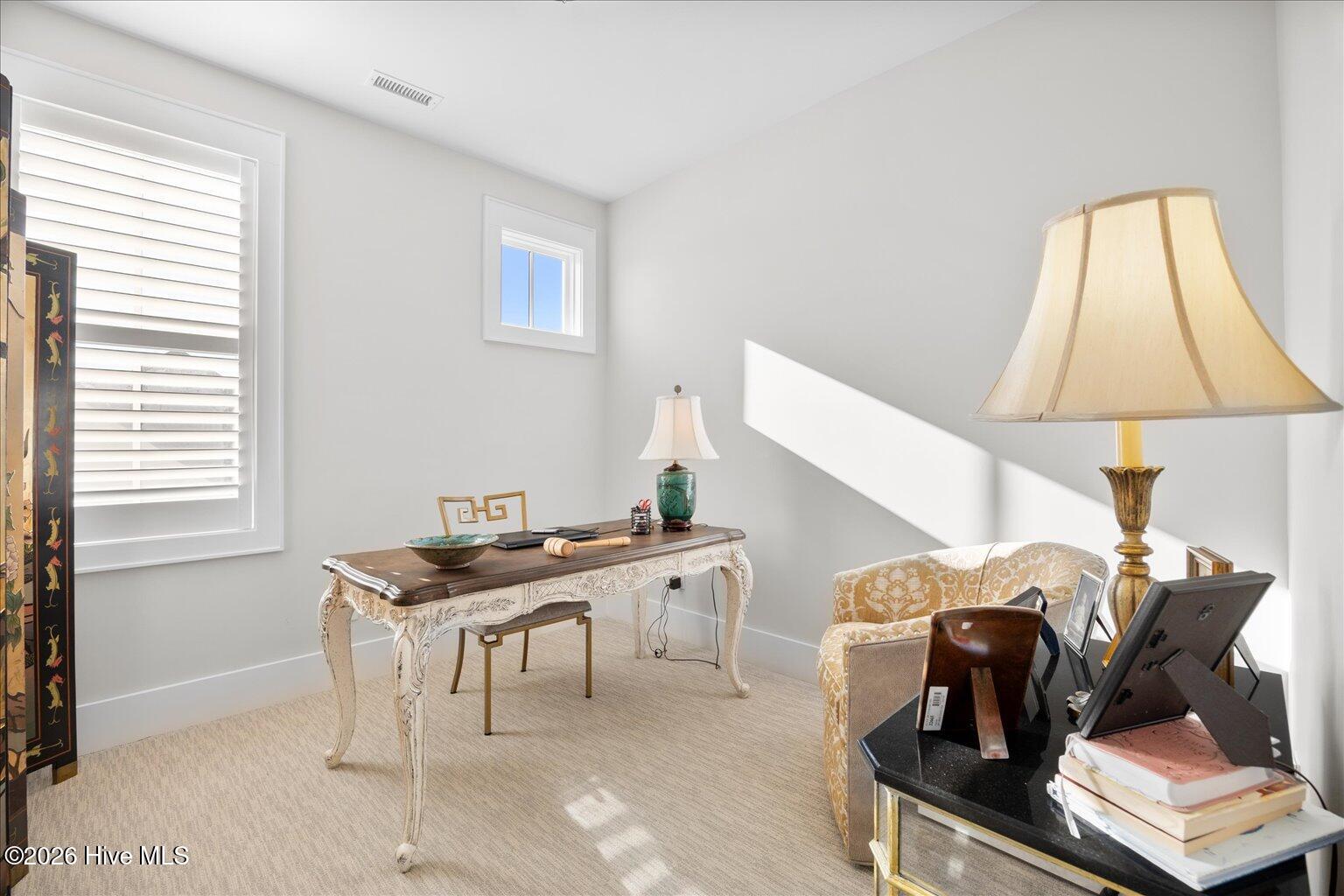 100550299 | Photo 25