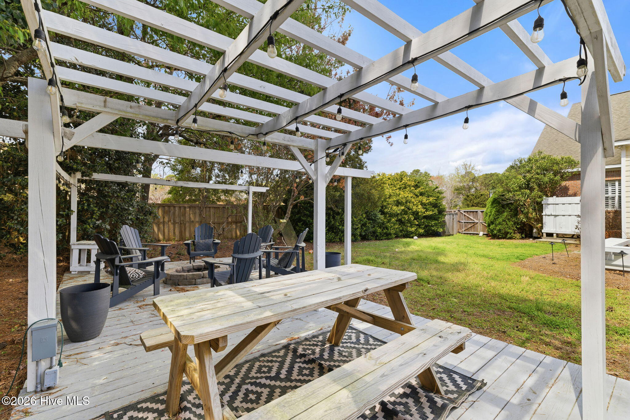 100561515 | Photo 104