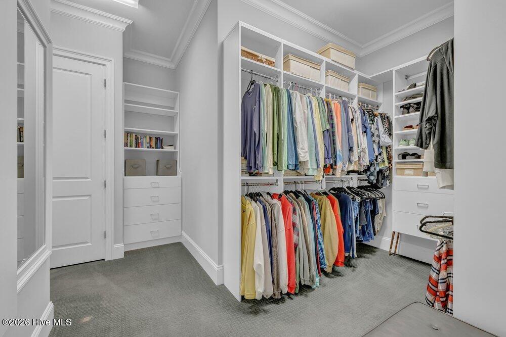 100563966 | Photo 27