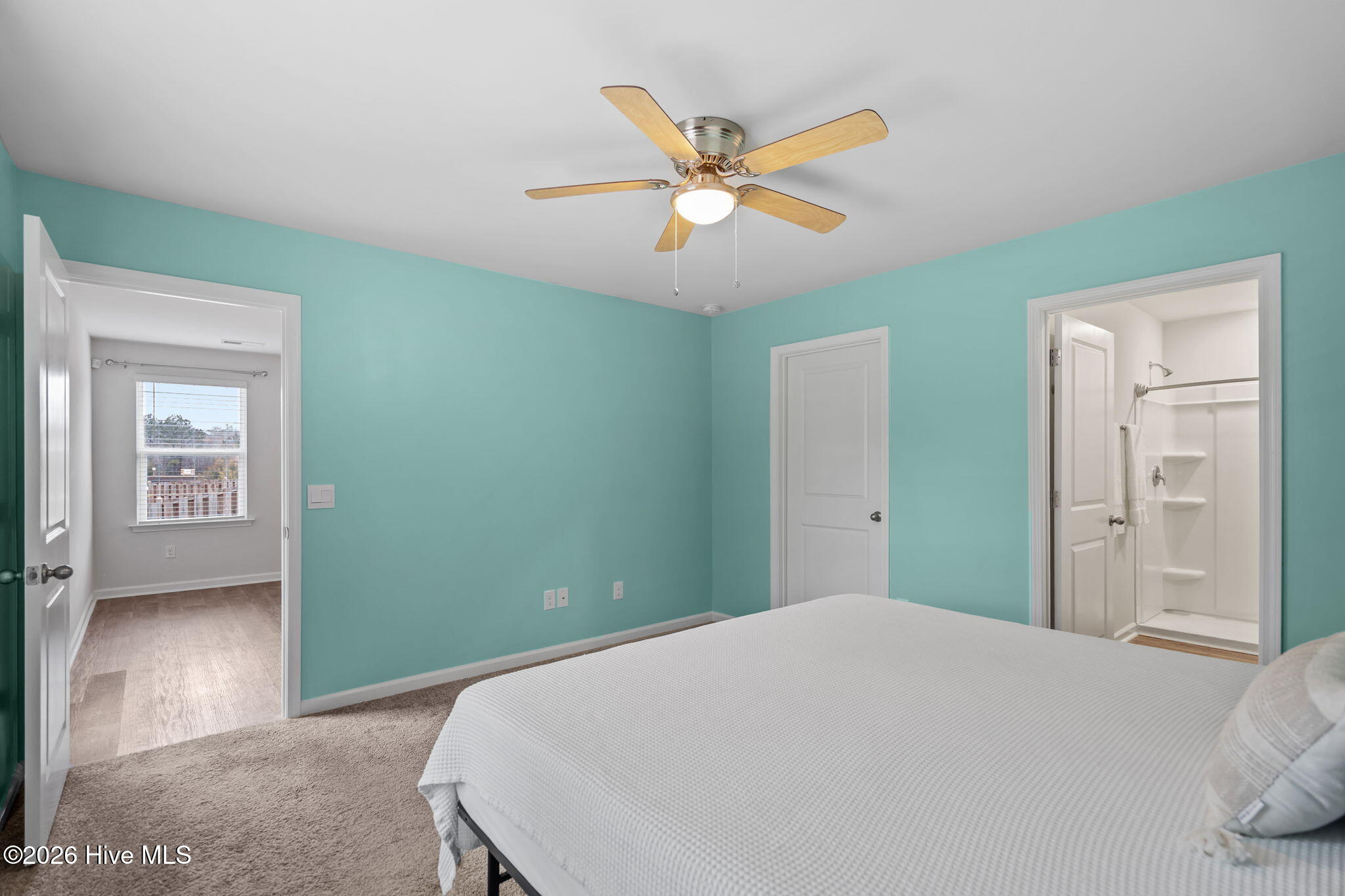 100555354 | Photo 28