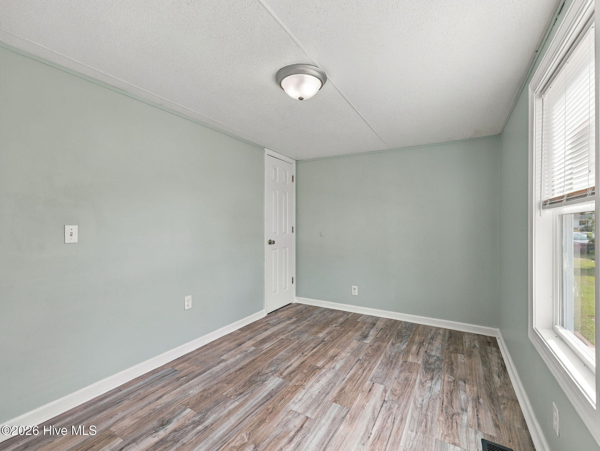 322 N Winchester Lane,Hubert