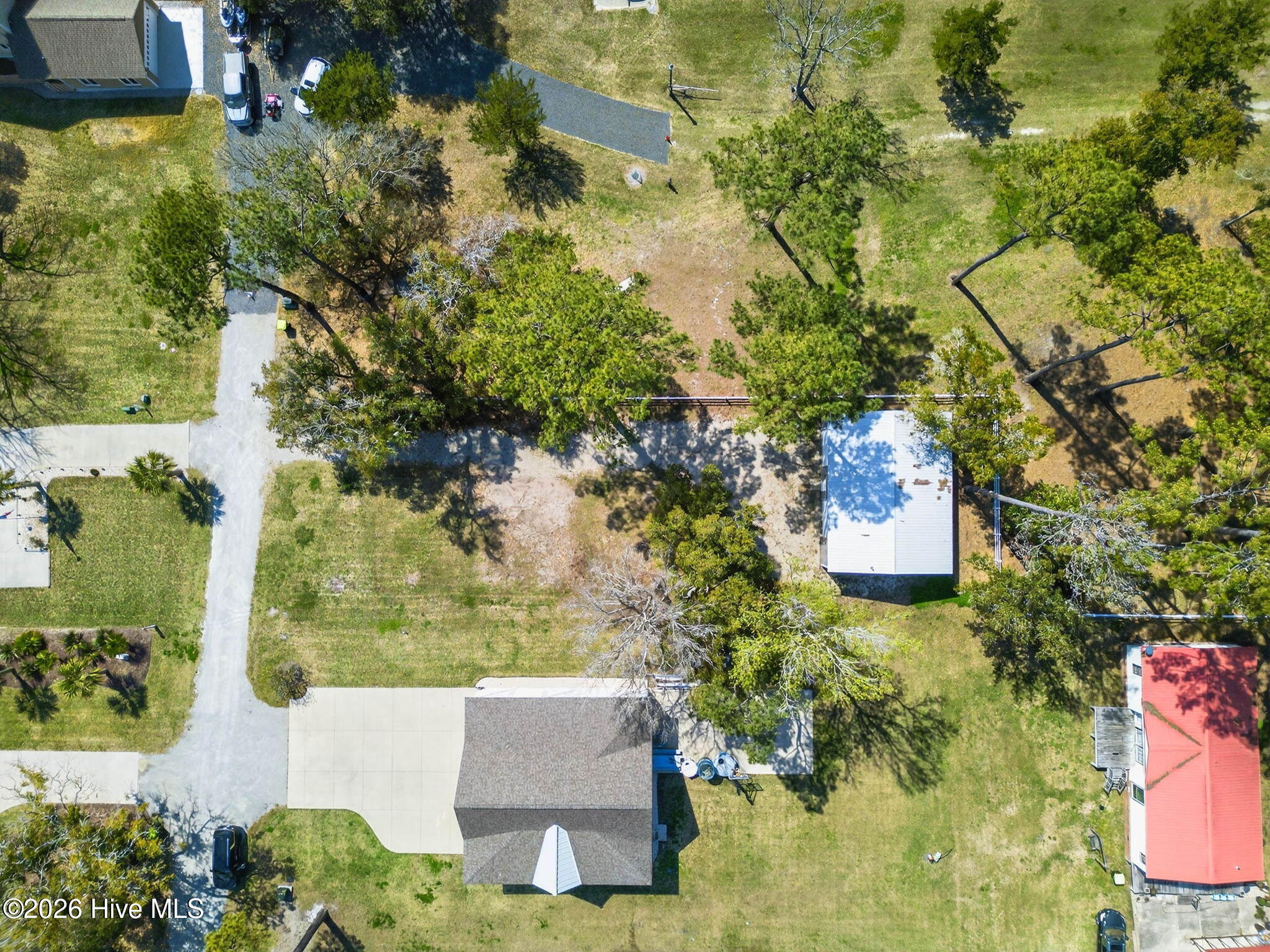 100563982 | Photo 67