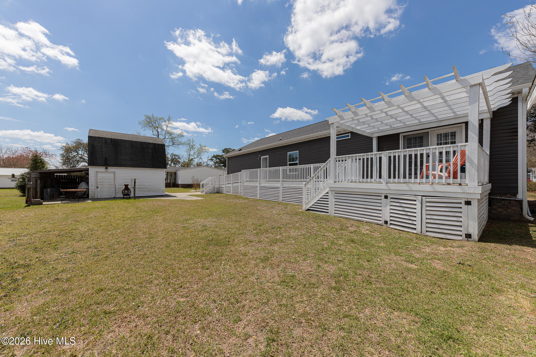 100563969 | Photo 56