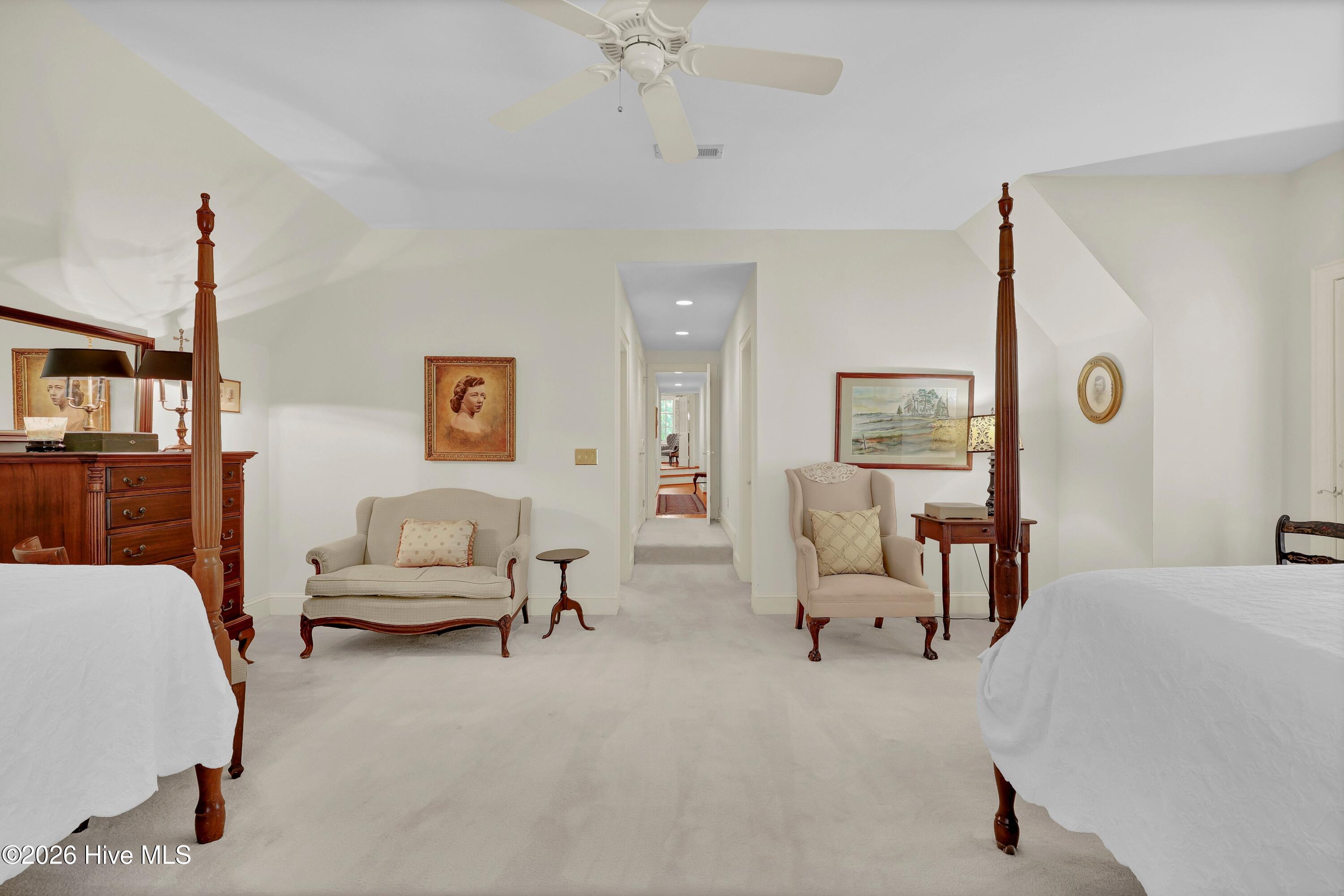 100567491 | Photo 37