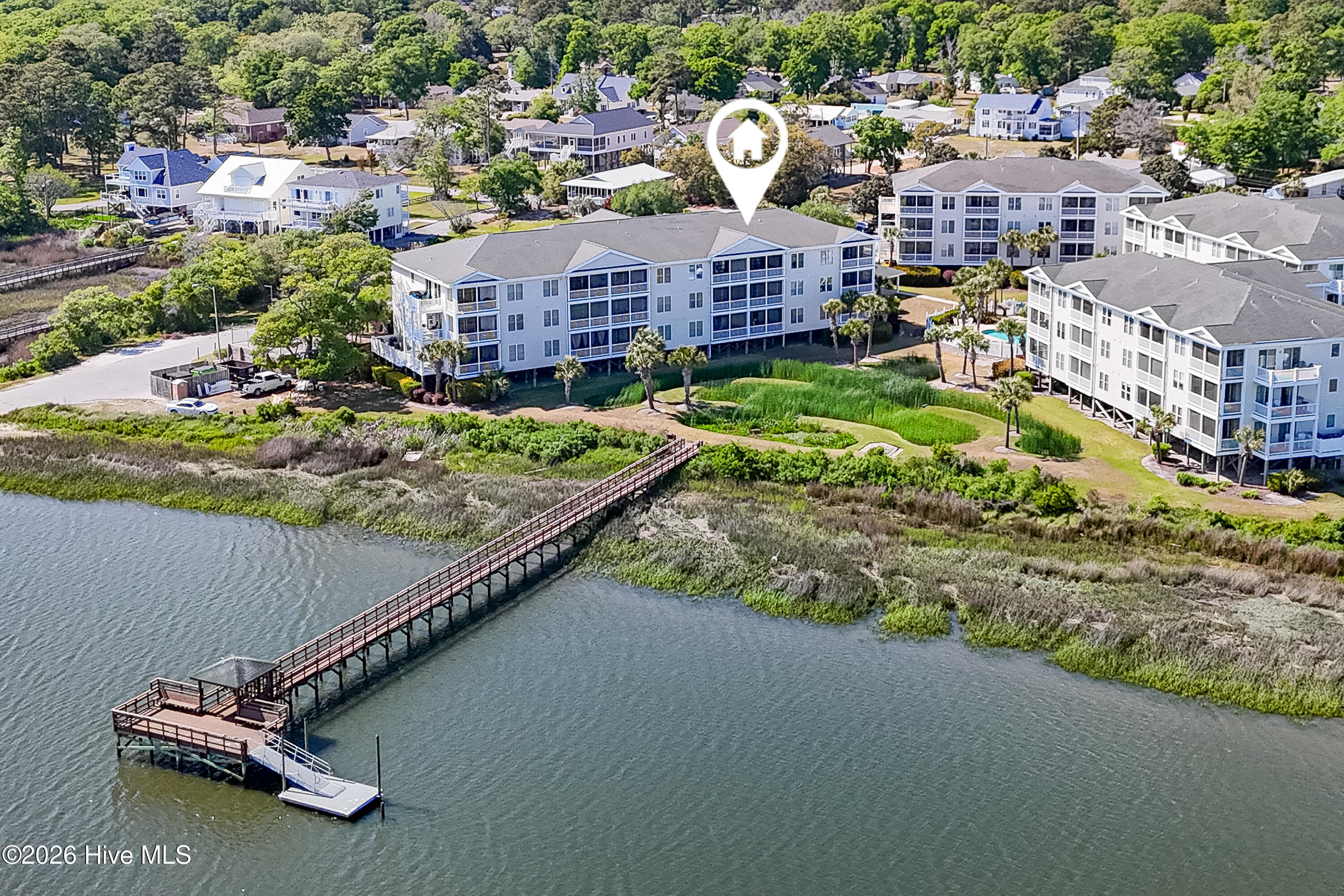 100569606 | Photo 39