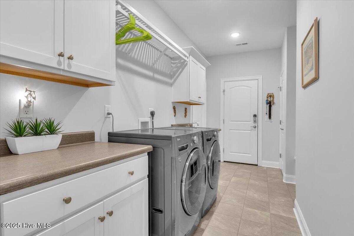 100527091 | Photo 22