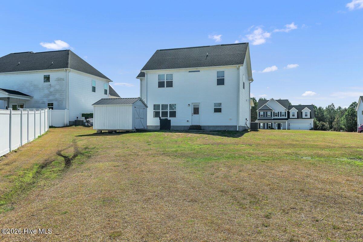 100558993 | Photo 44