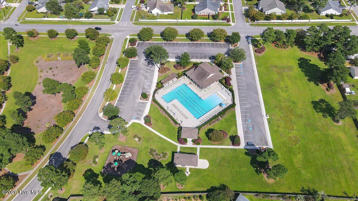 100567099 | Photo 70