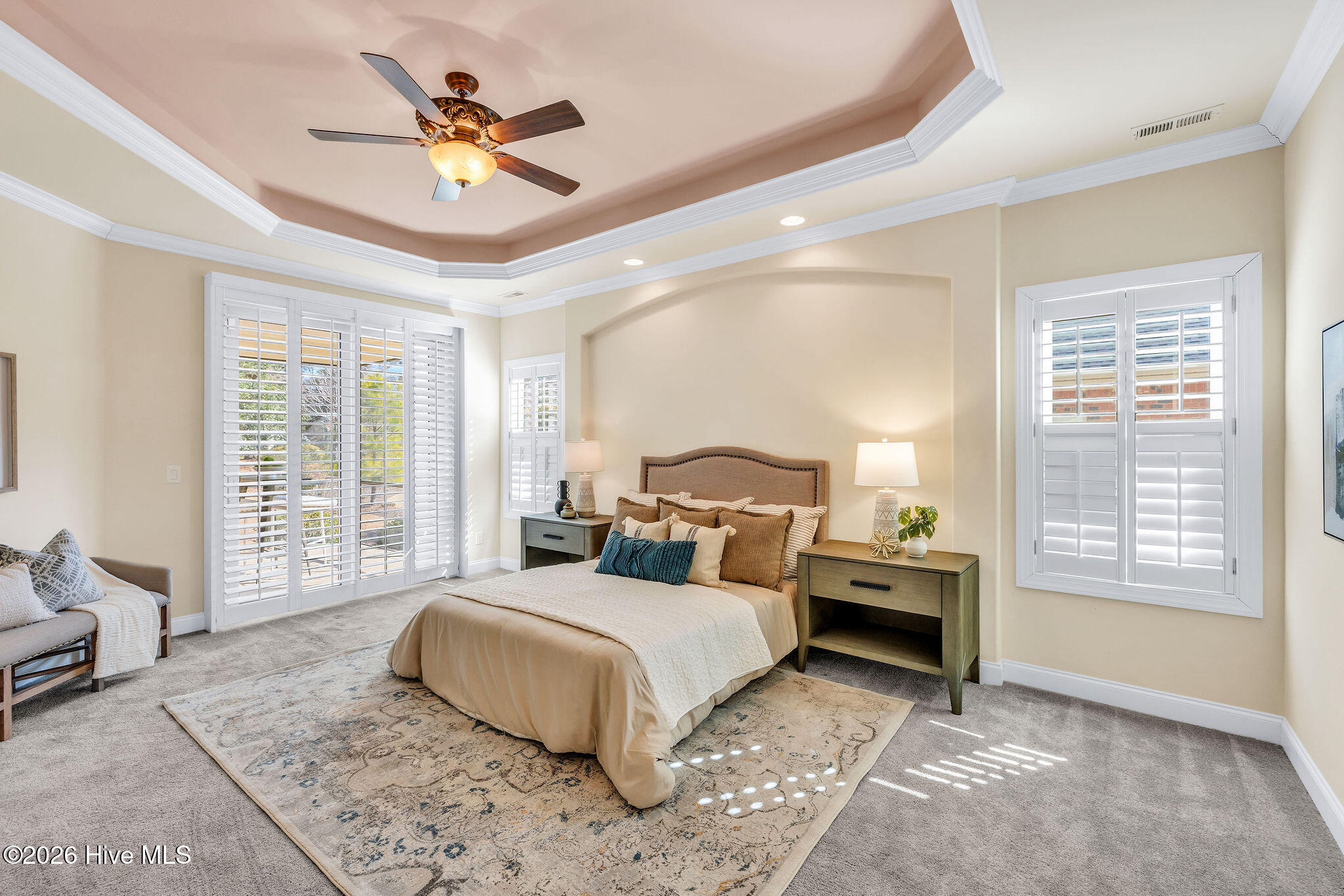 100553978 | Photo 16