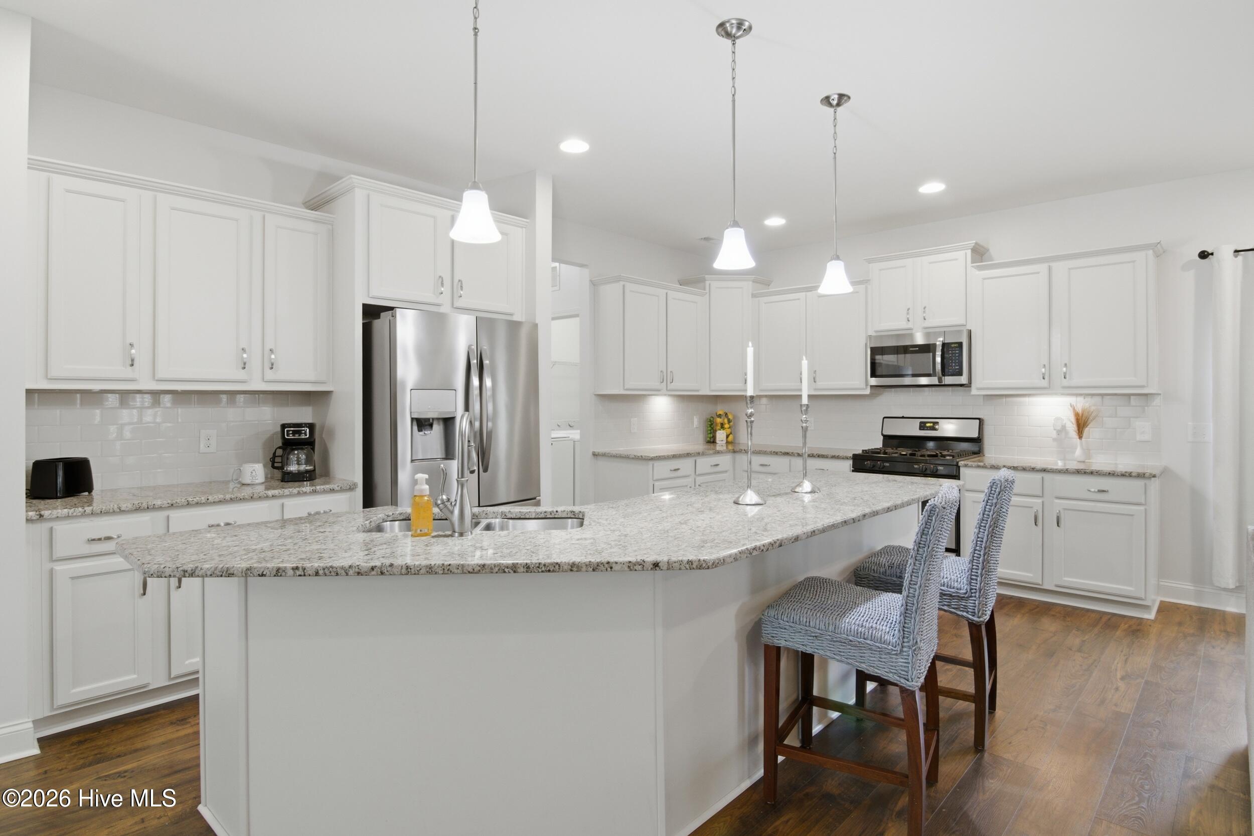 100556252 | Photo 12