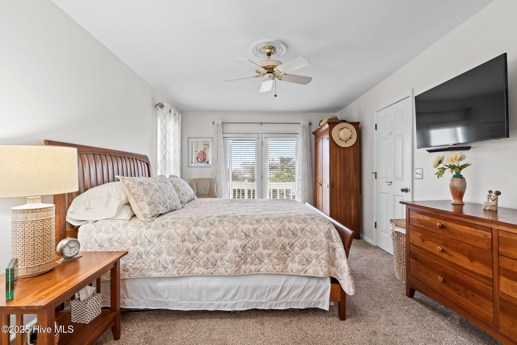 100545689 | Photo 20