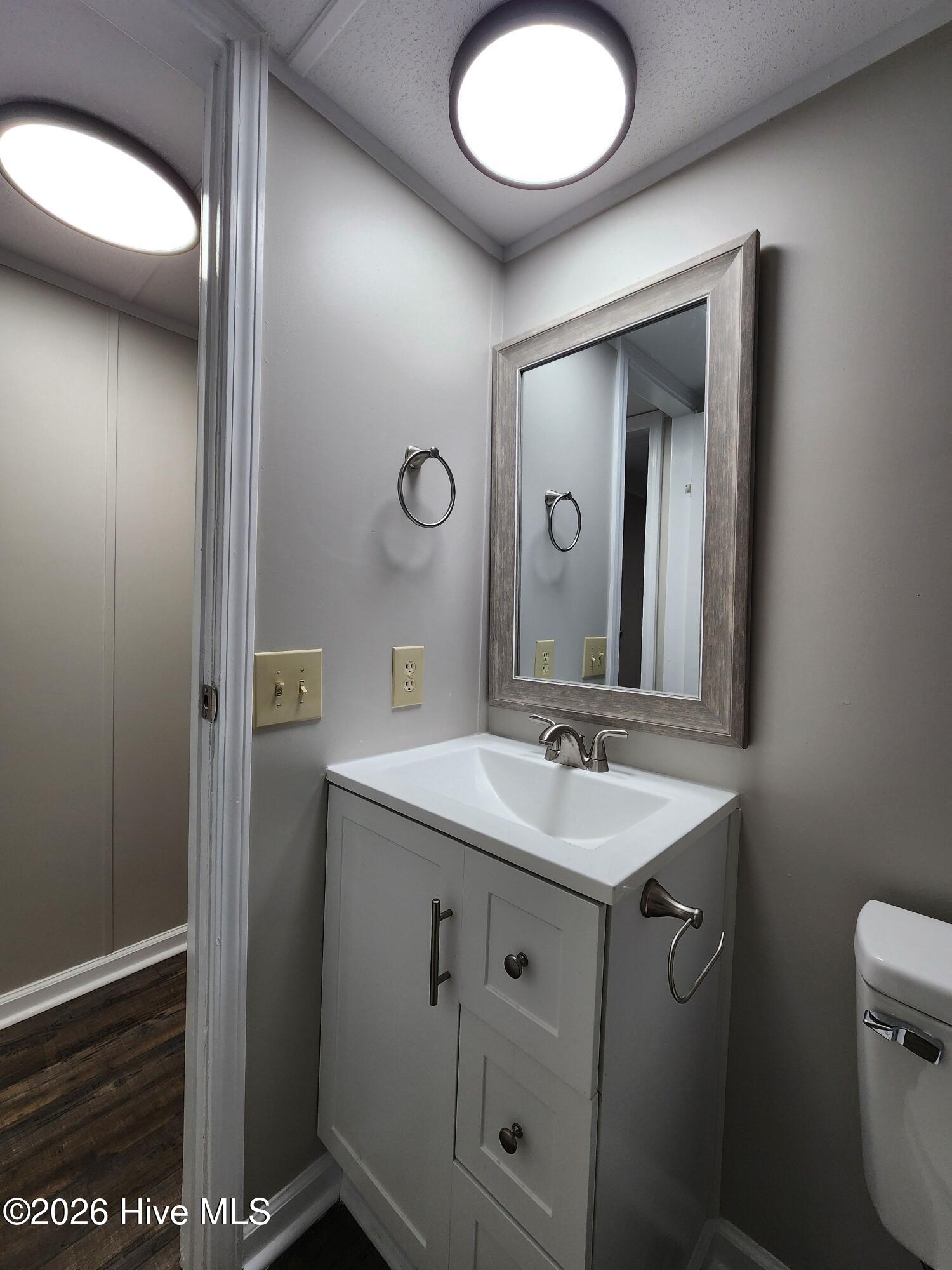 100553794 | Photo 24