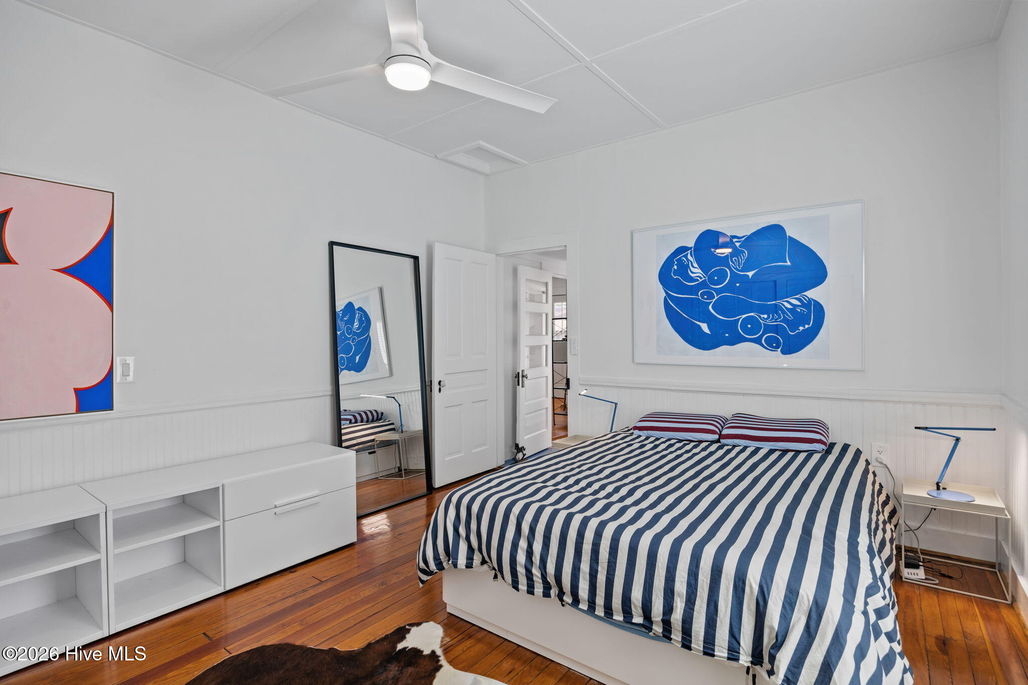 100560514 | Photo 31