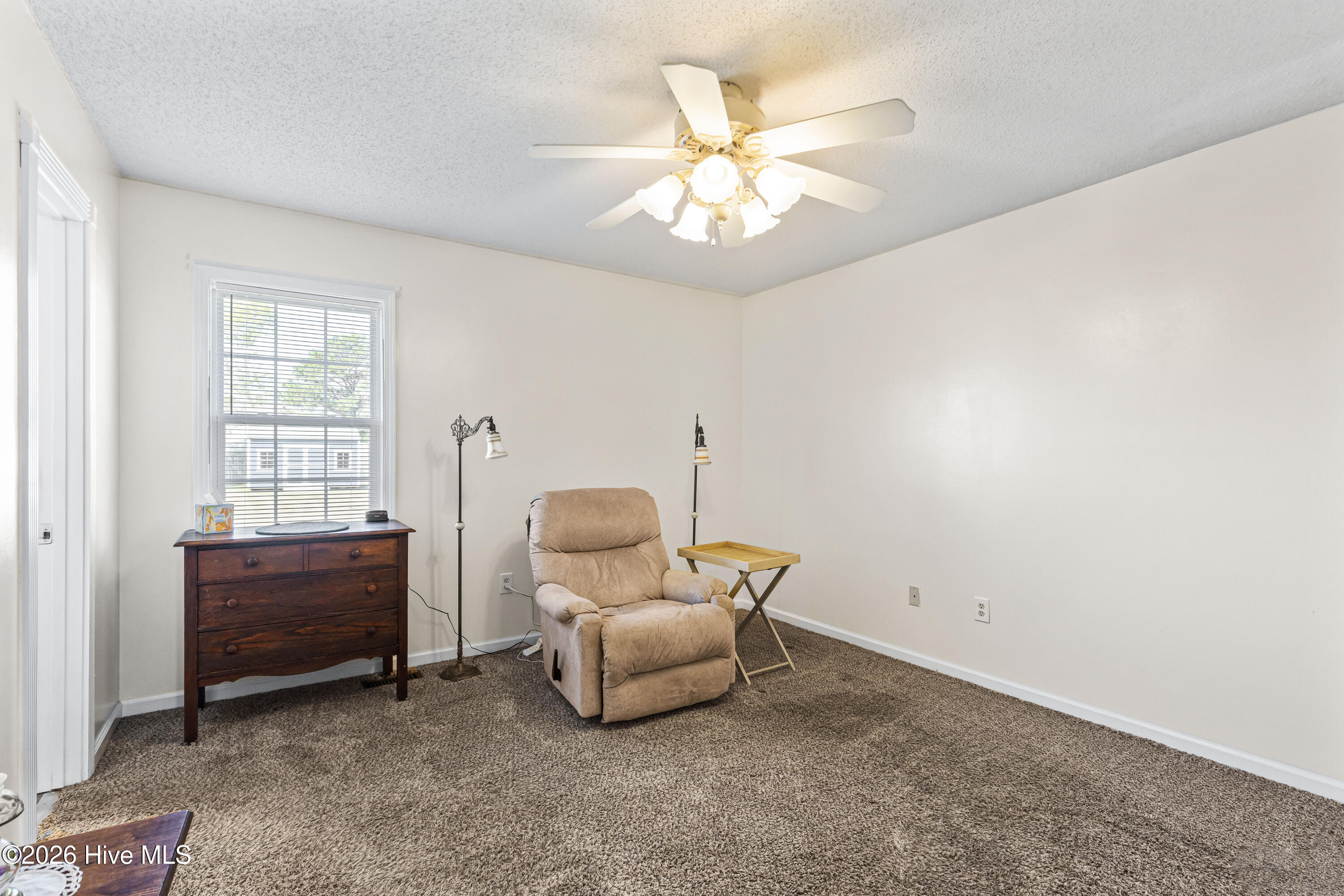 100564268 | Photo 13