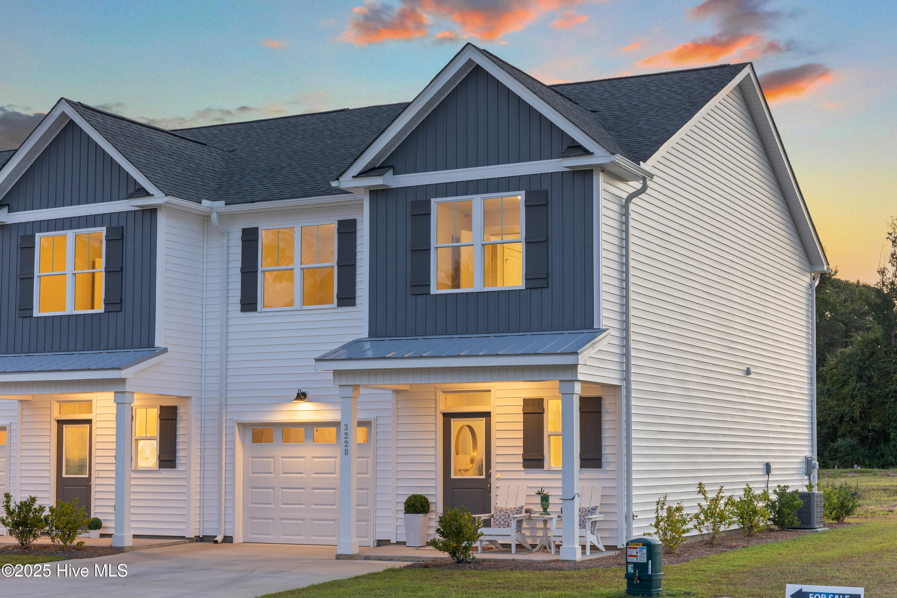 100554905 | Photo 40