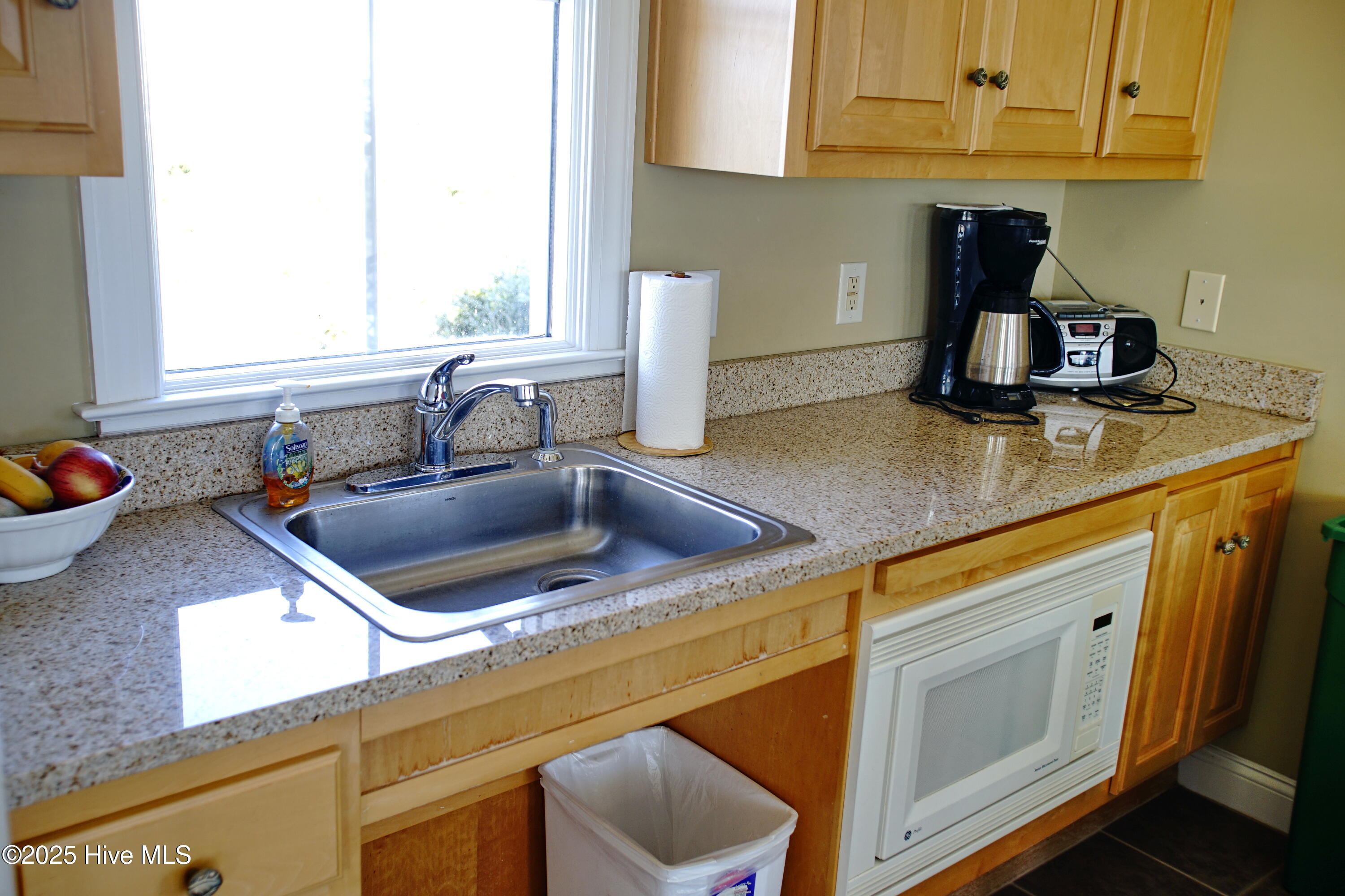 100483452 | Photo 33