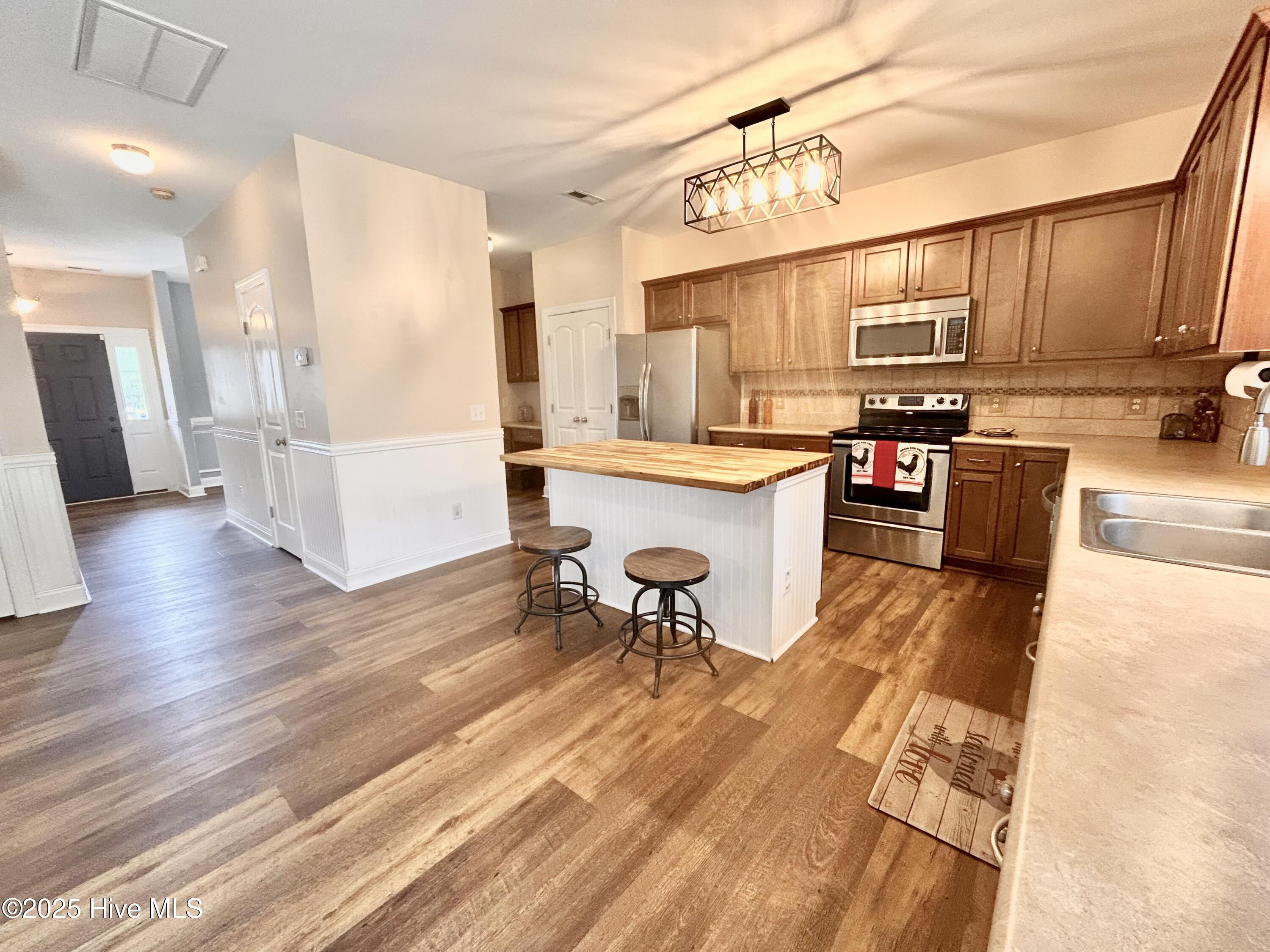 133 Saint Road, Richlands, NC 28574 – photo 16: Kitchen