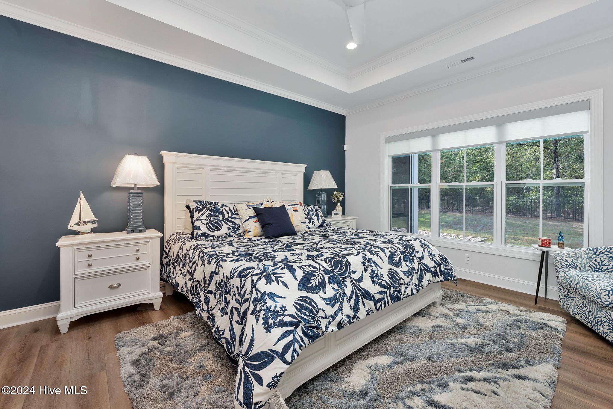 100478916 | Photo 30