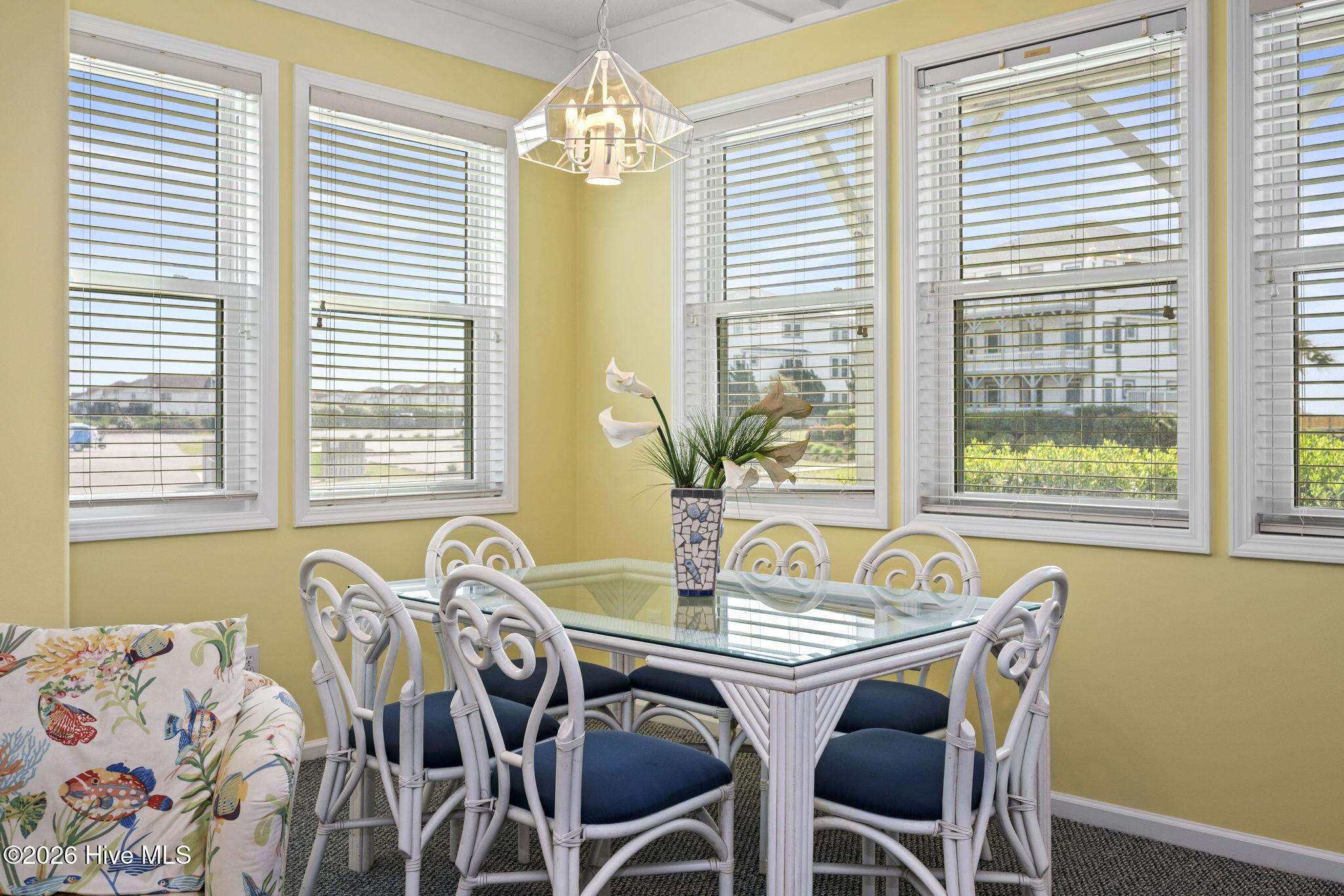 100566433 | Photo 20