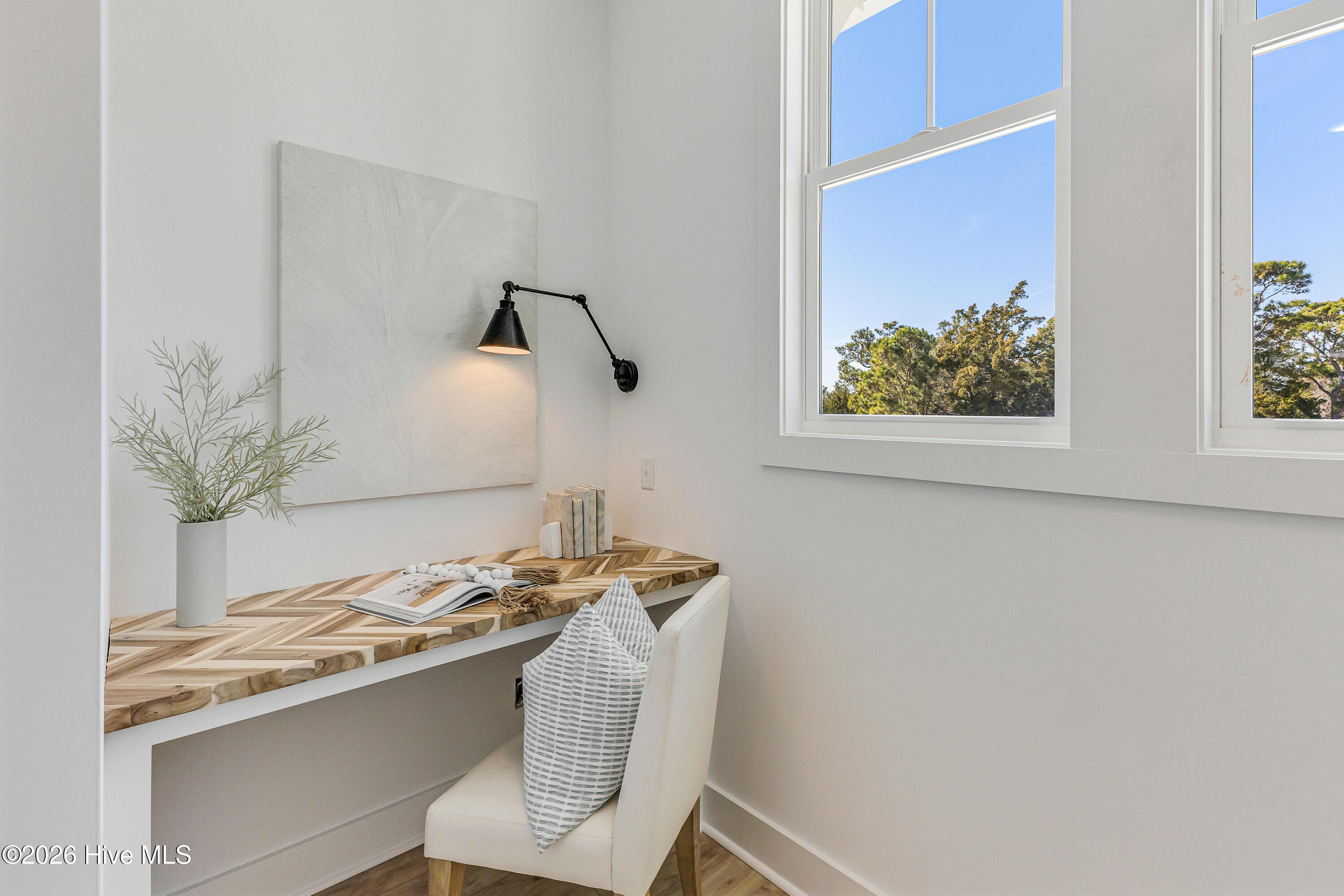 100534543 | Photo 19