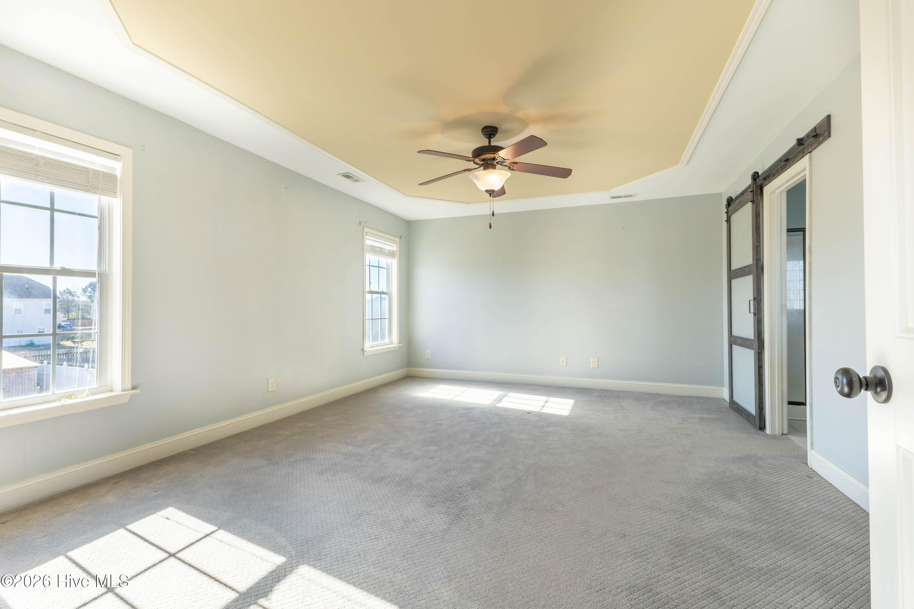 100542008 | Photo 21