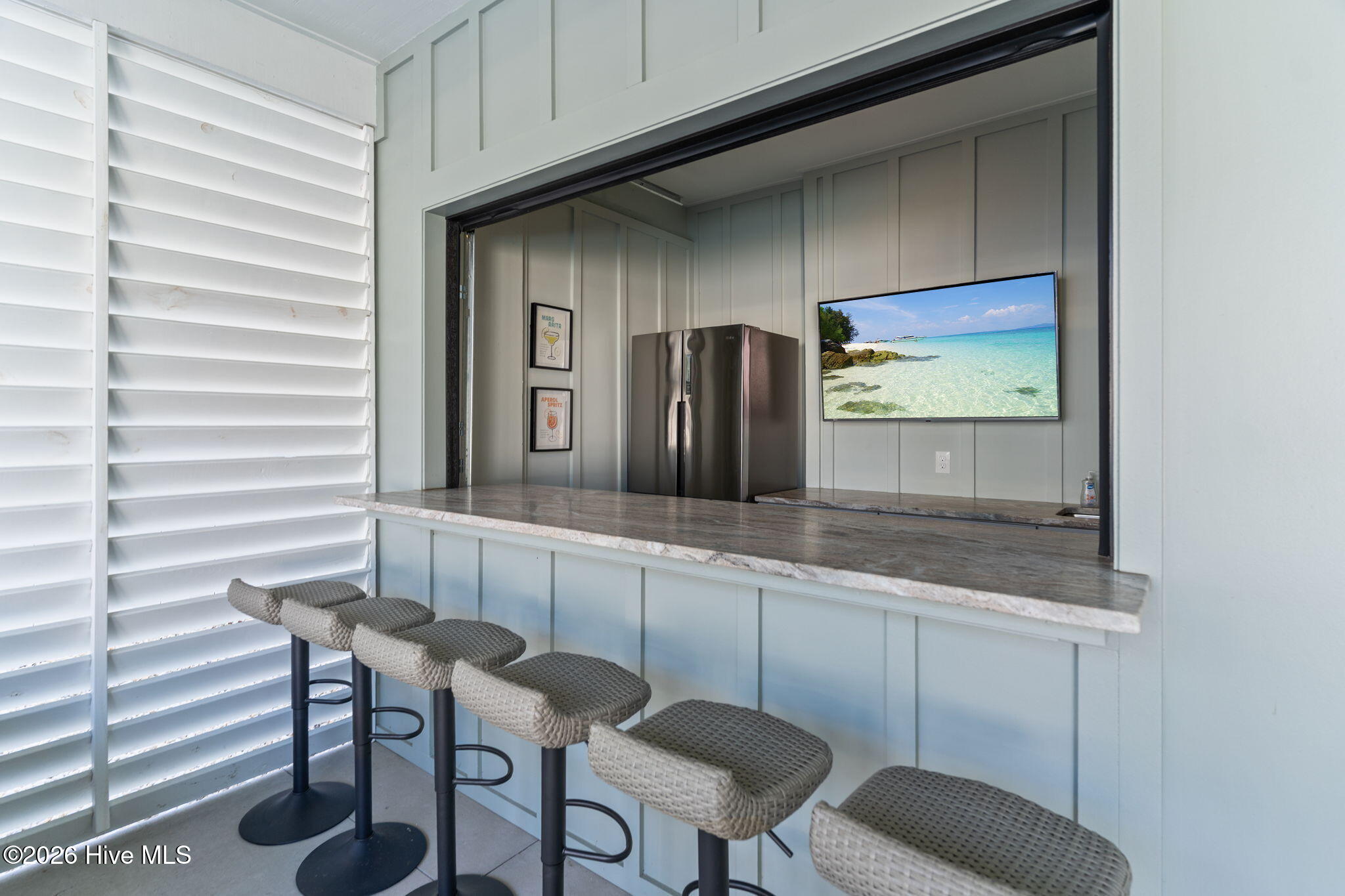 100559050 | Photo 40