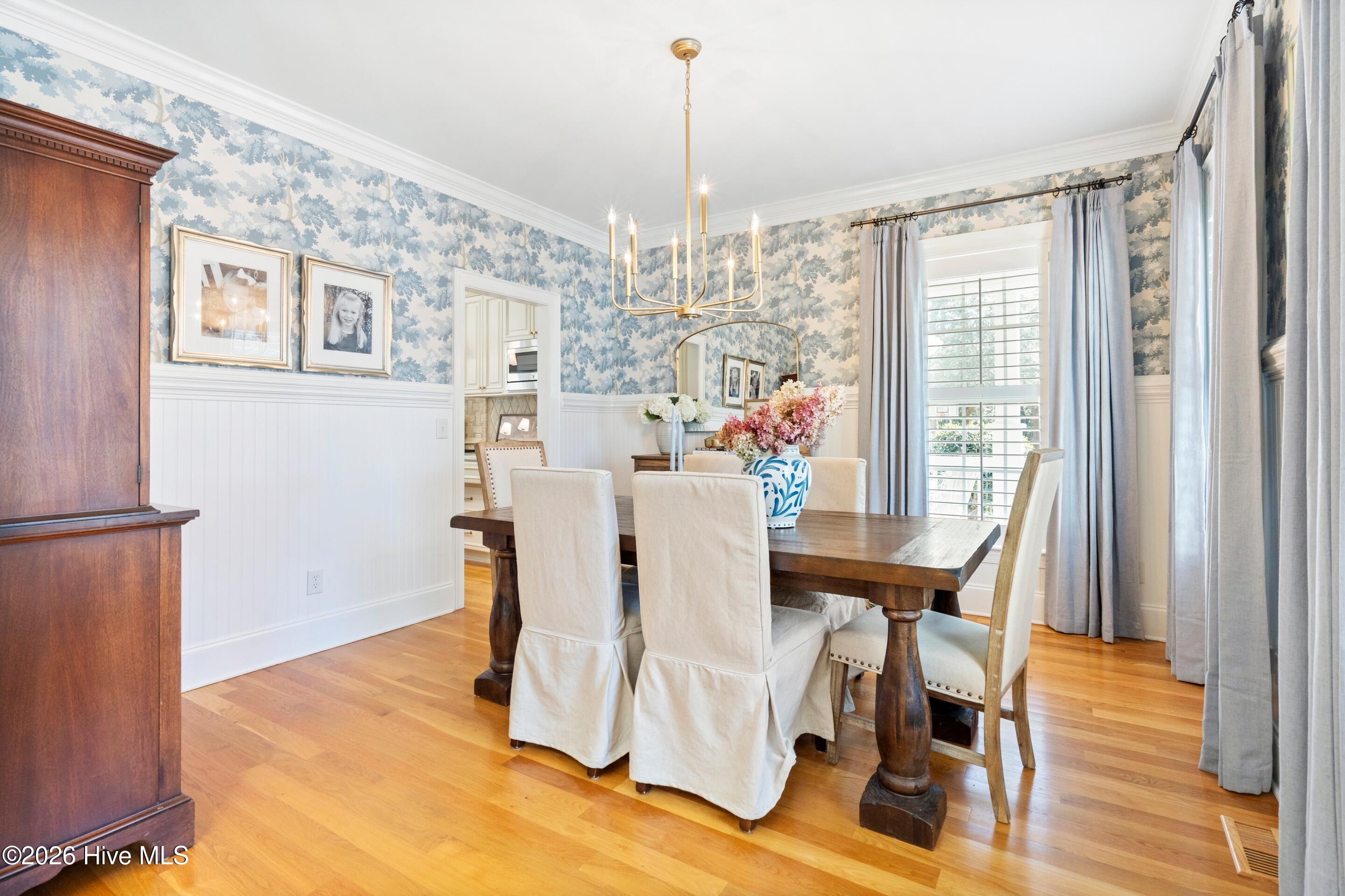 100549669 | Photo 14