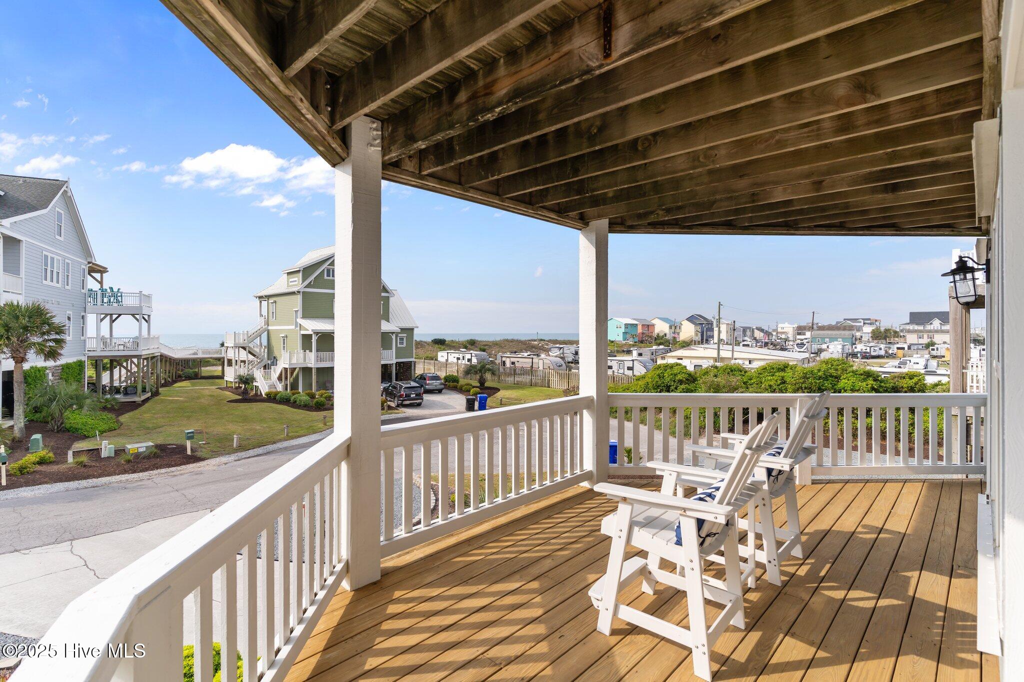 100529383 | Photo 38