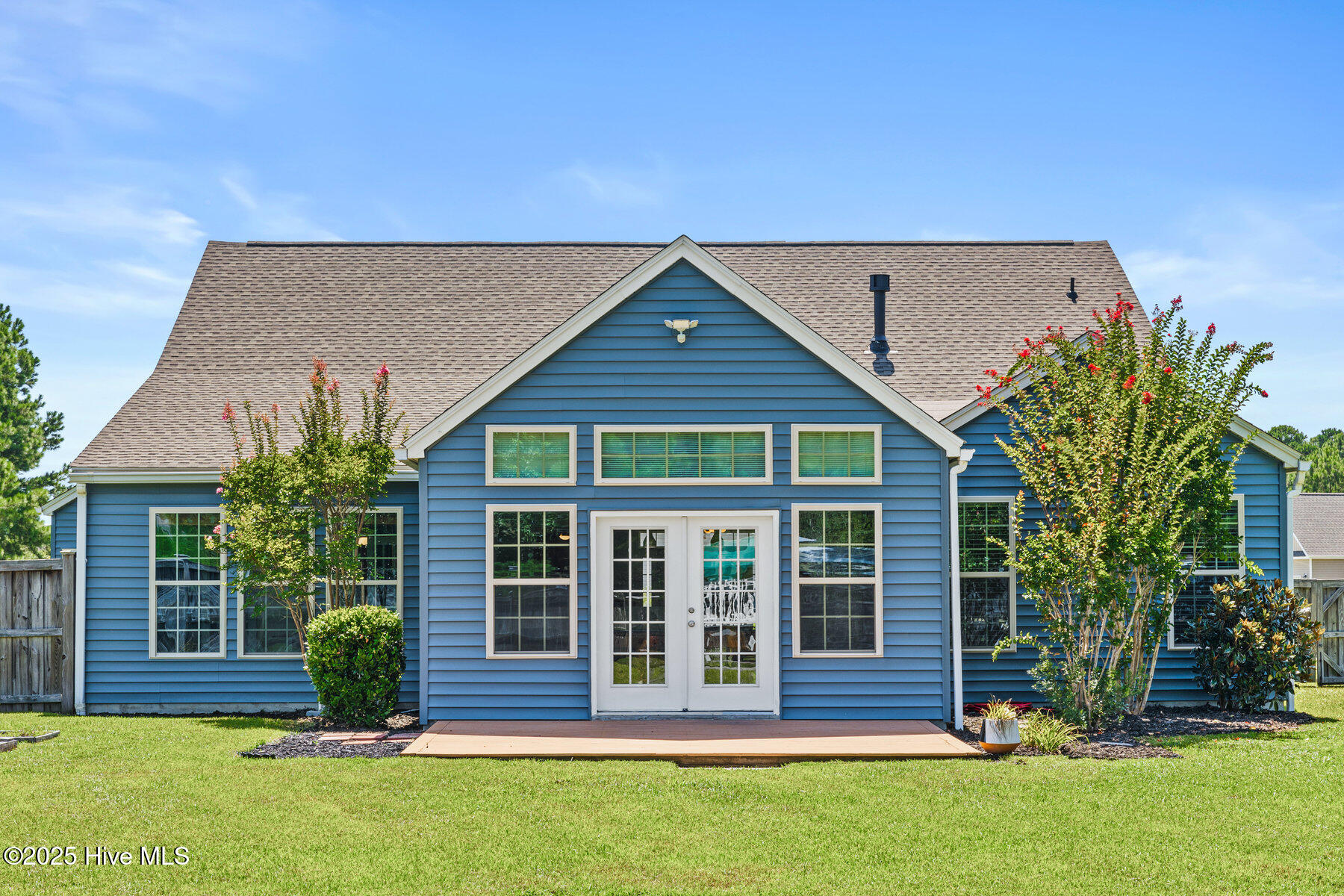 100521080 | Photo 37