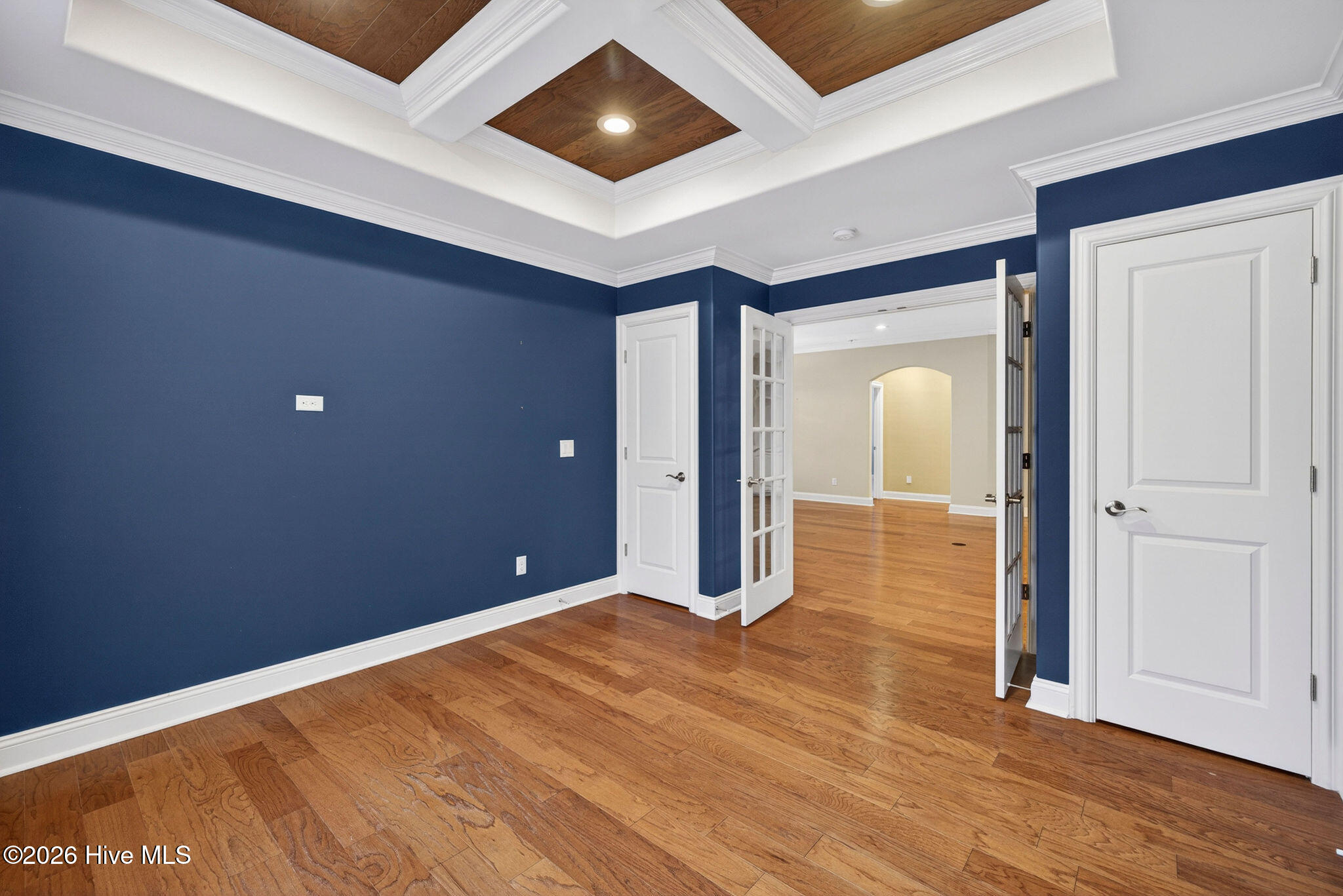 100566278 | Photo 22