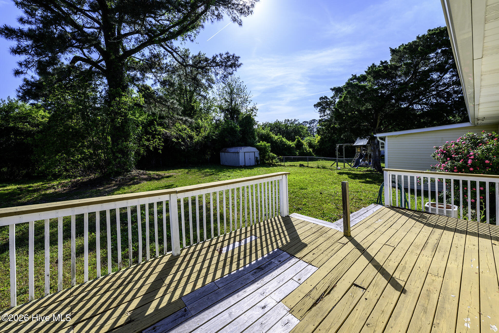 100567518 | Photo 15