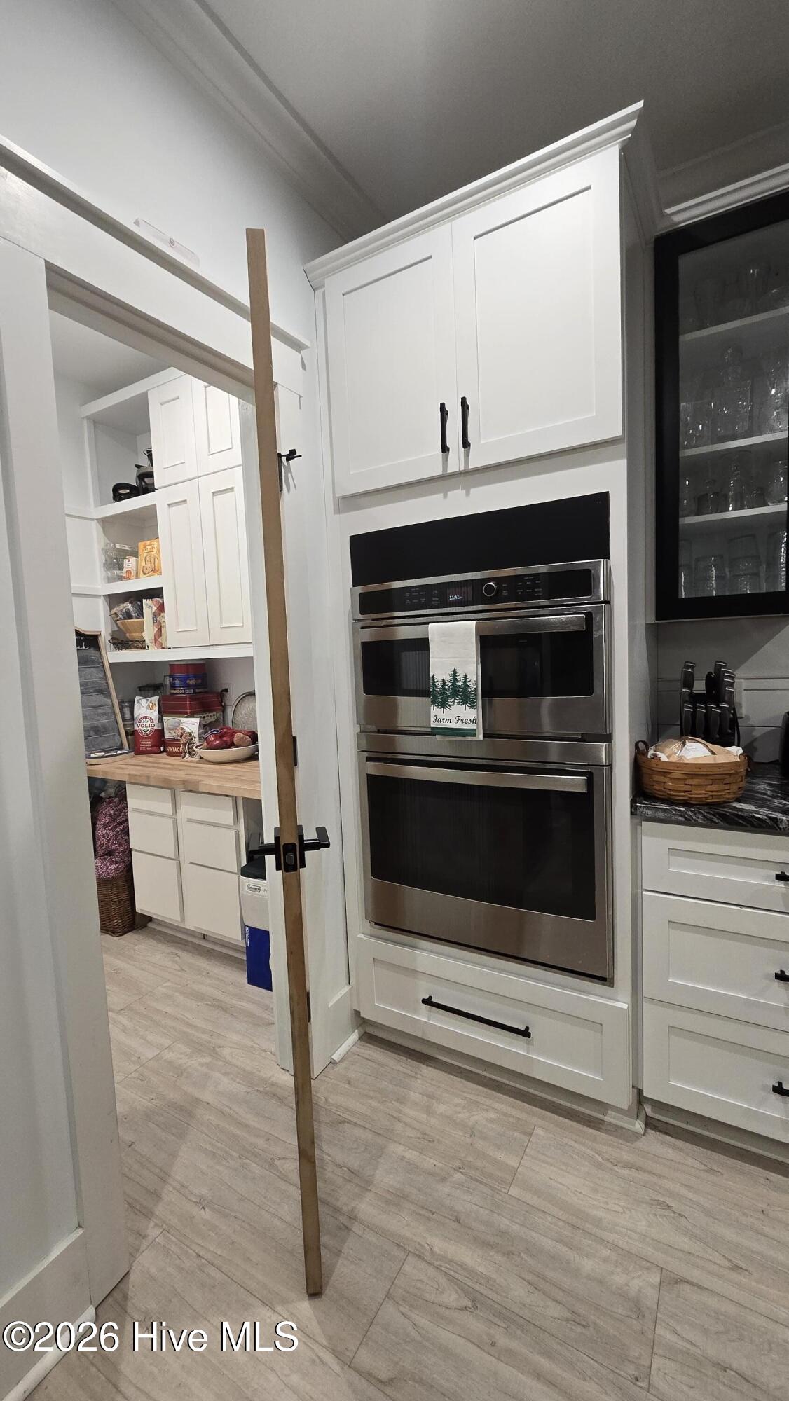 100547303 | Photo 14