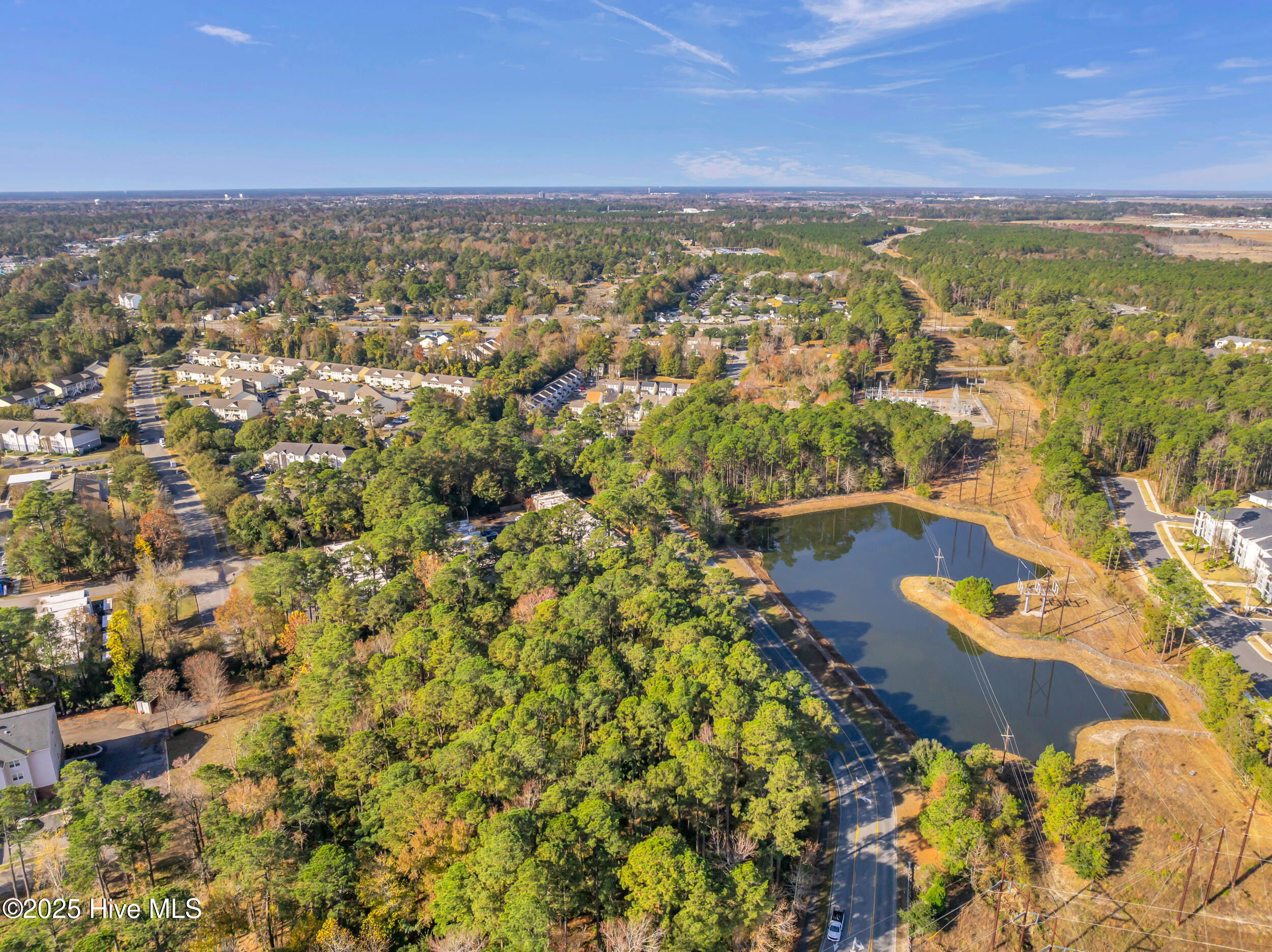 100543568 | Photo 37