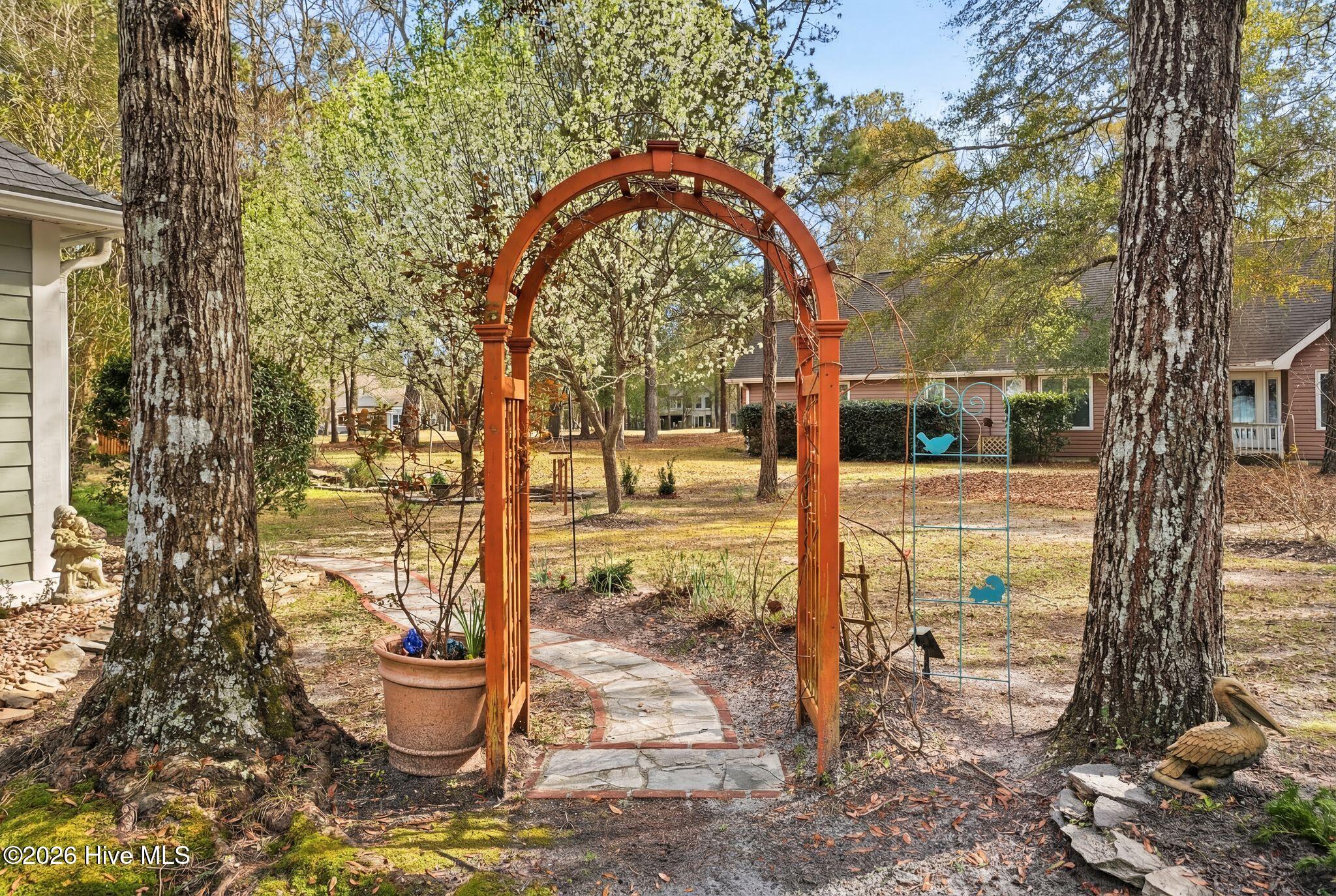 100562412 | Photo 71