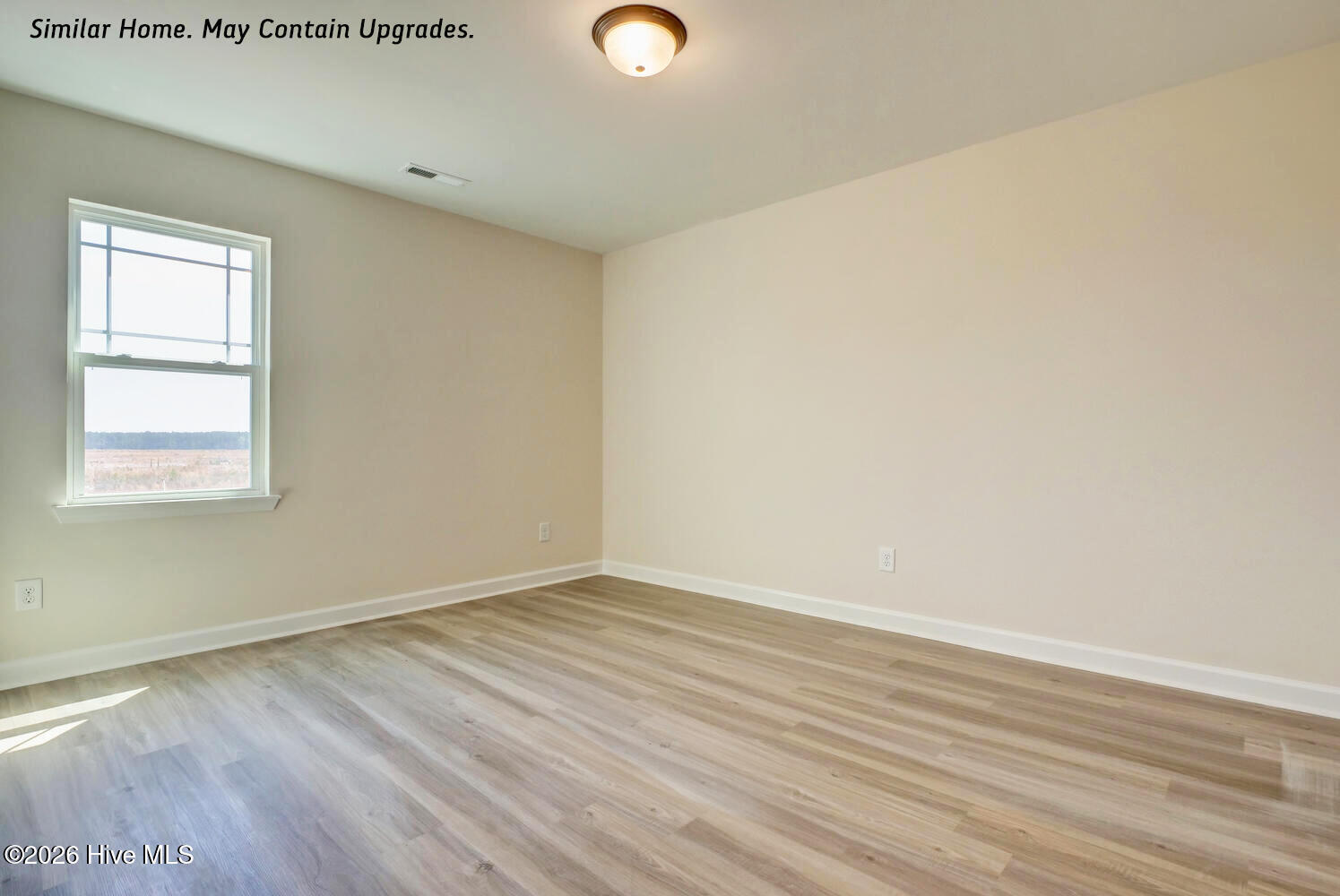 100553299 | Photo 25