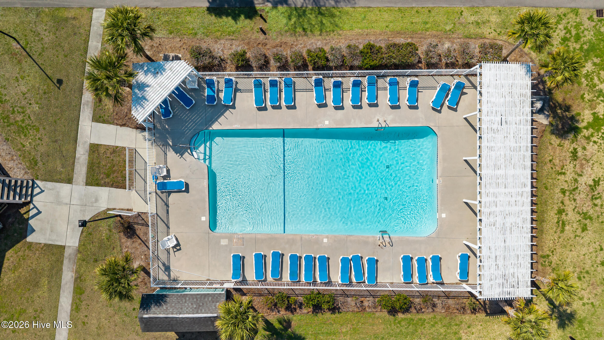 100560648 | Photo 48