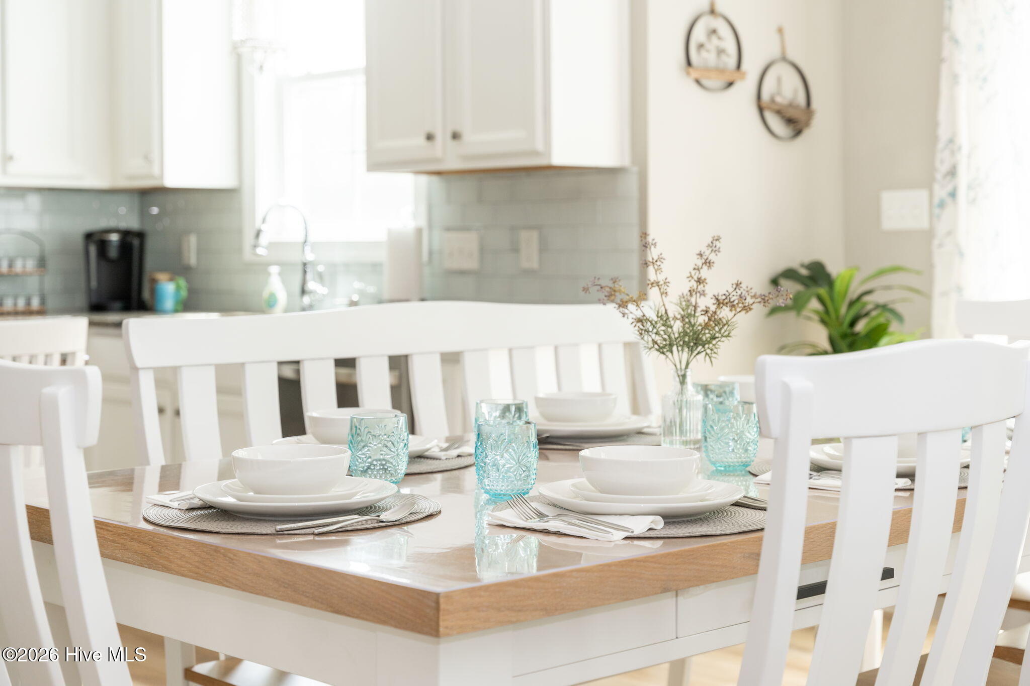 100550807 | Photo 14