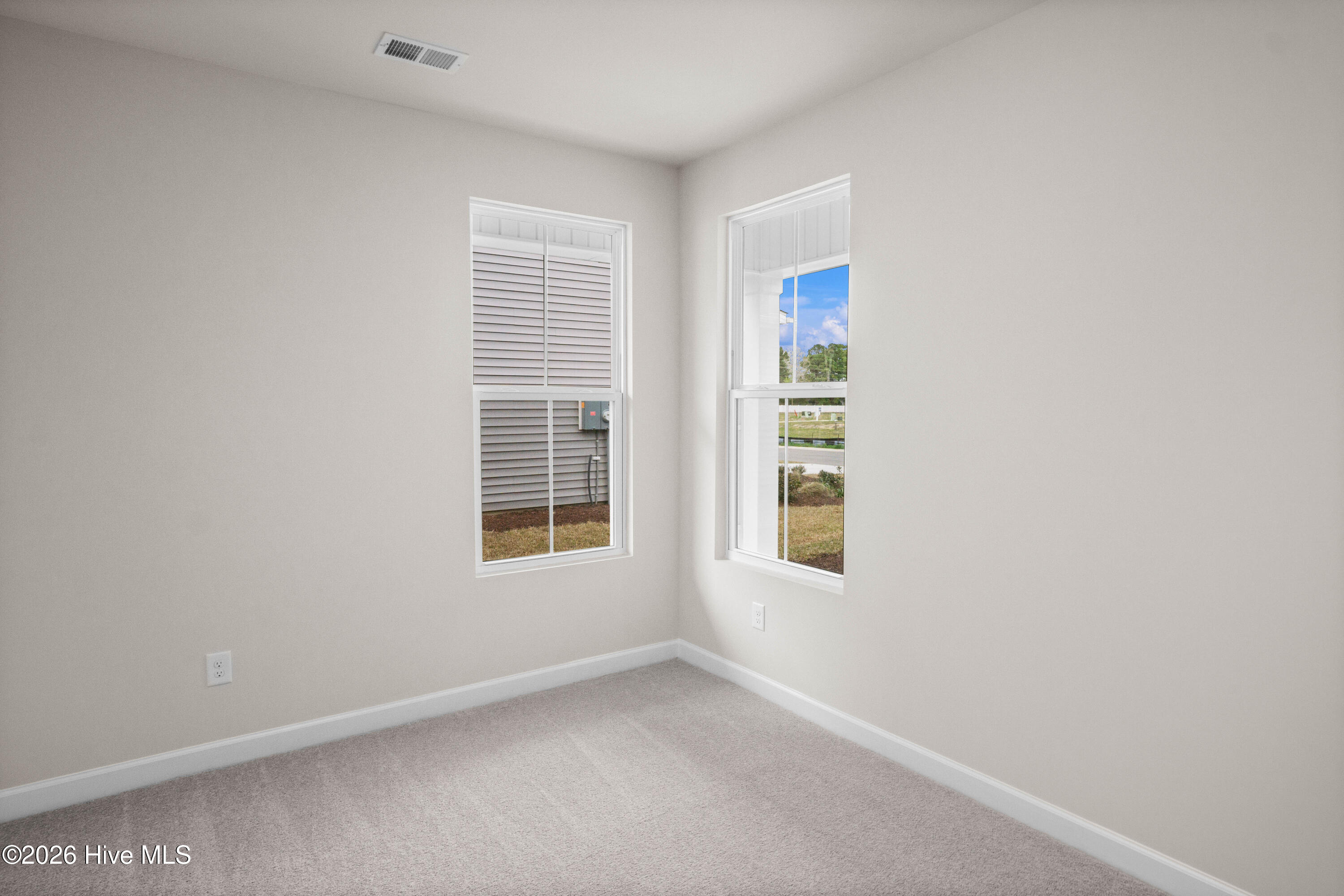 100539899 | Photo 14