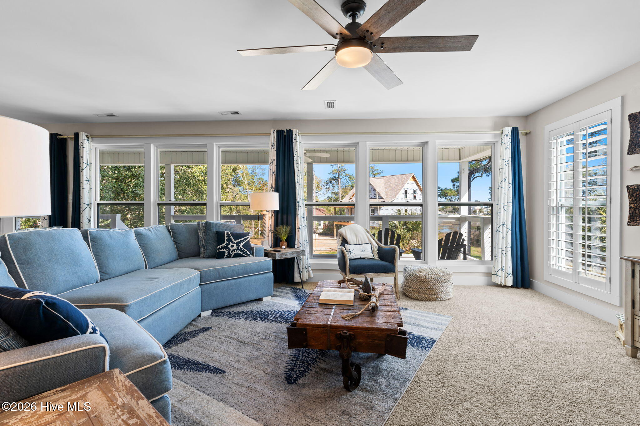 100560331 | Photo 17