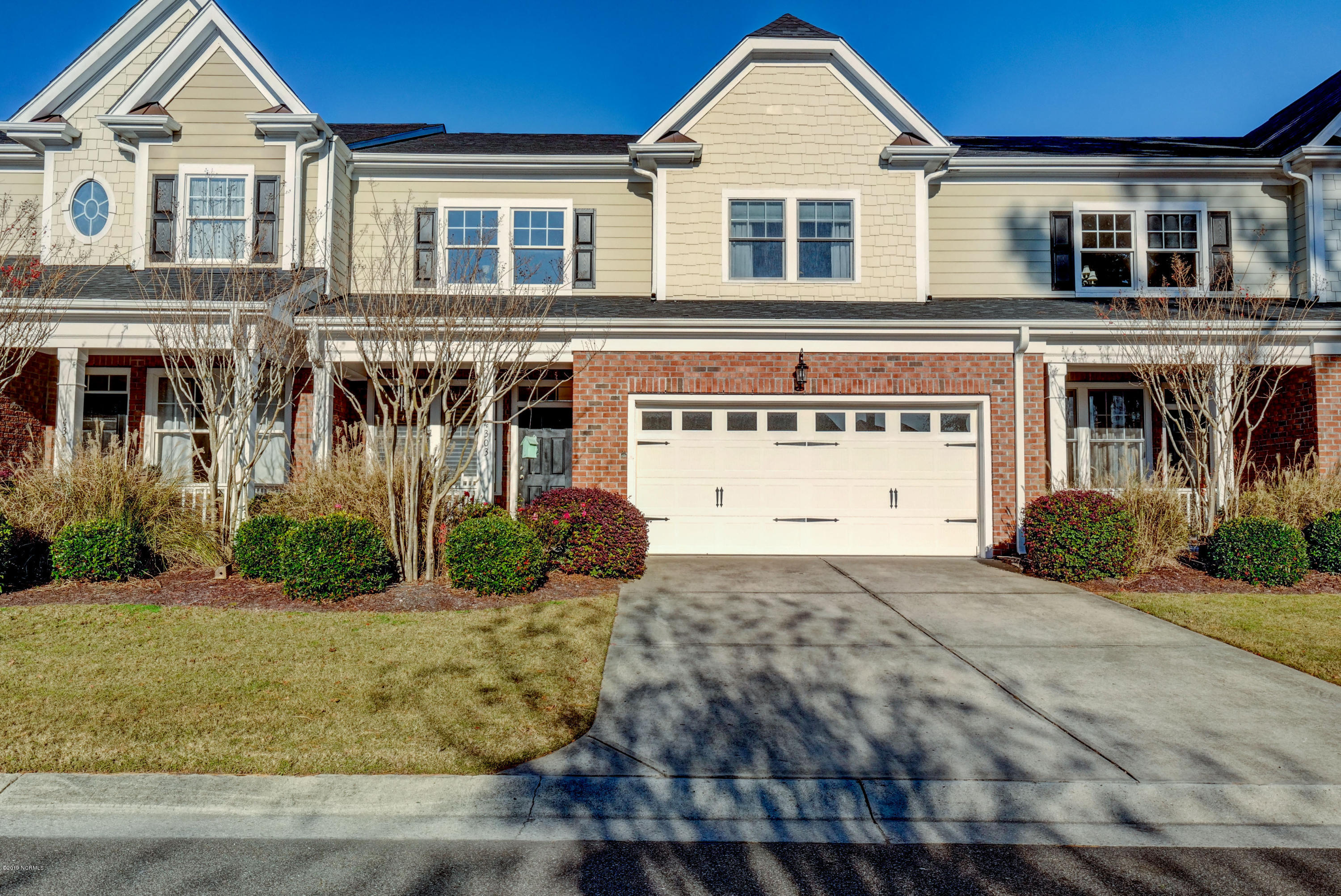 100551569 | Photo 31