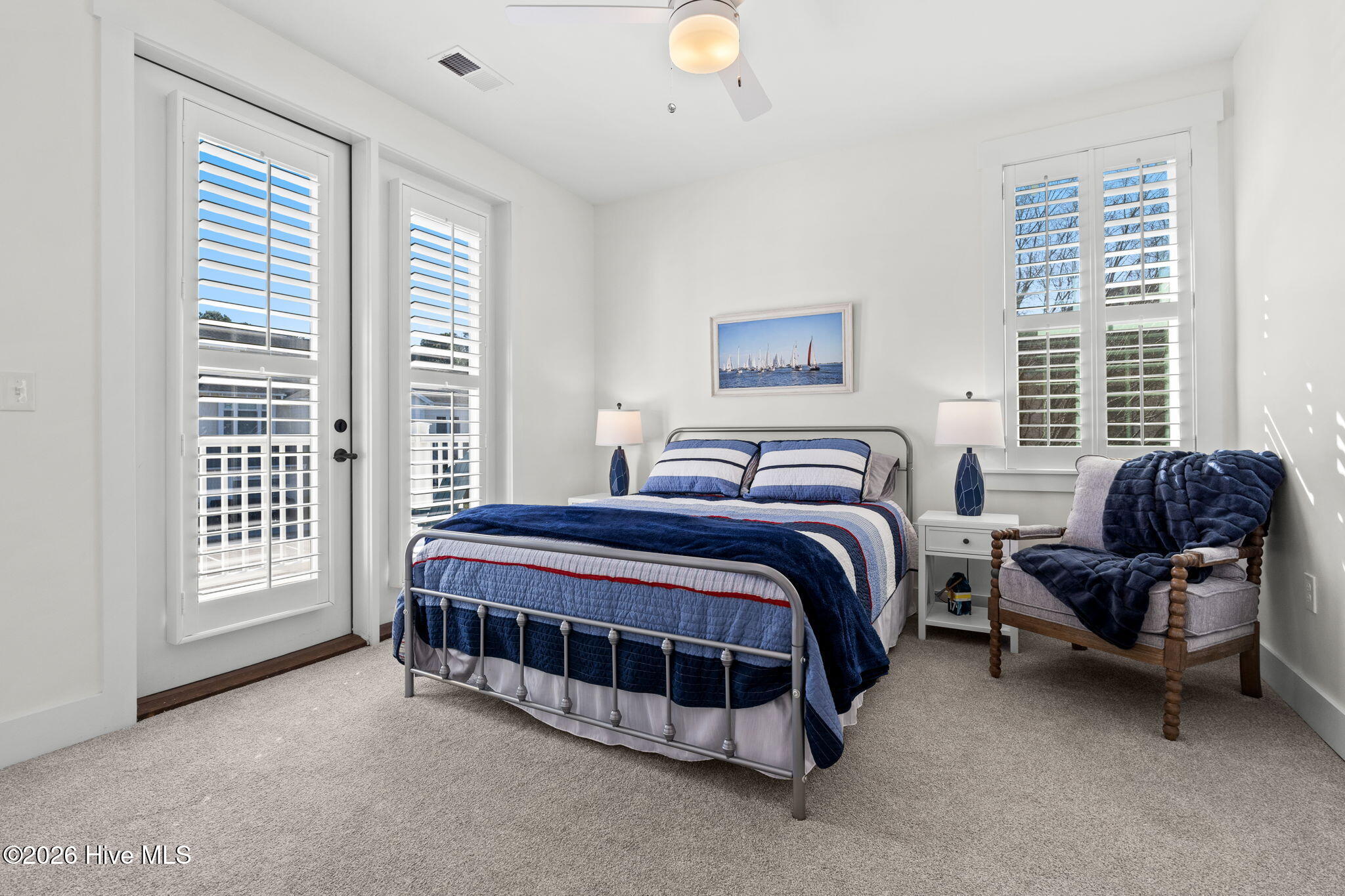 100550419 | Photo 23