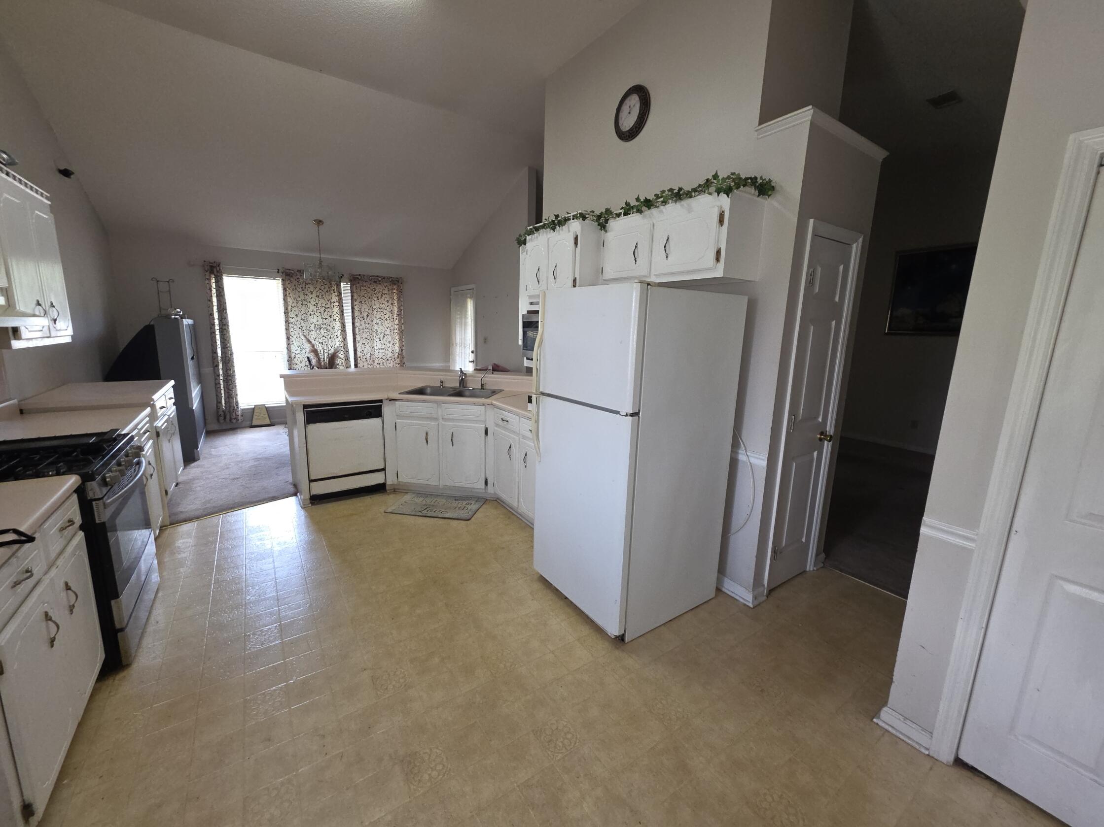 3610 Bitternut kitchen 2