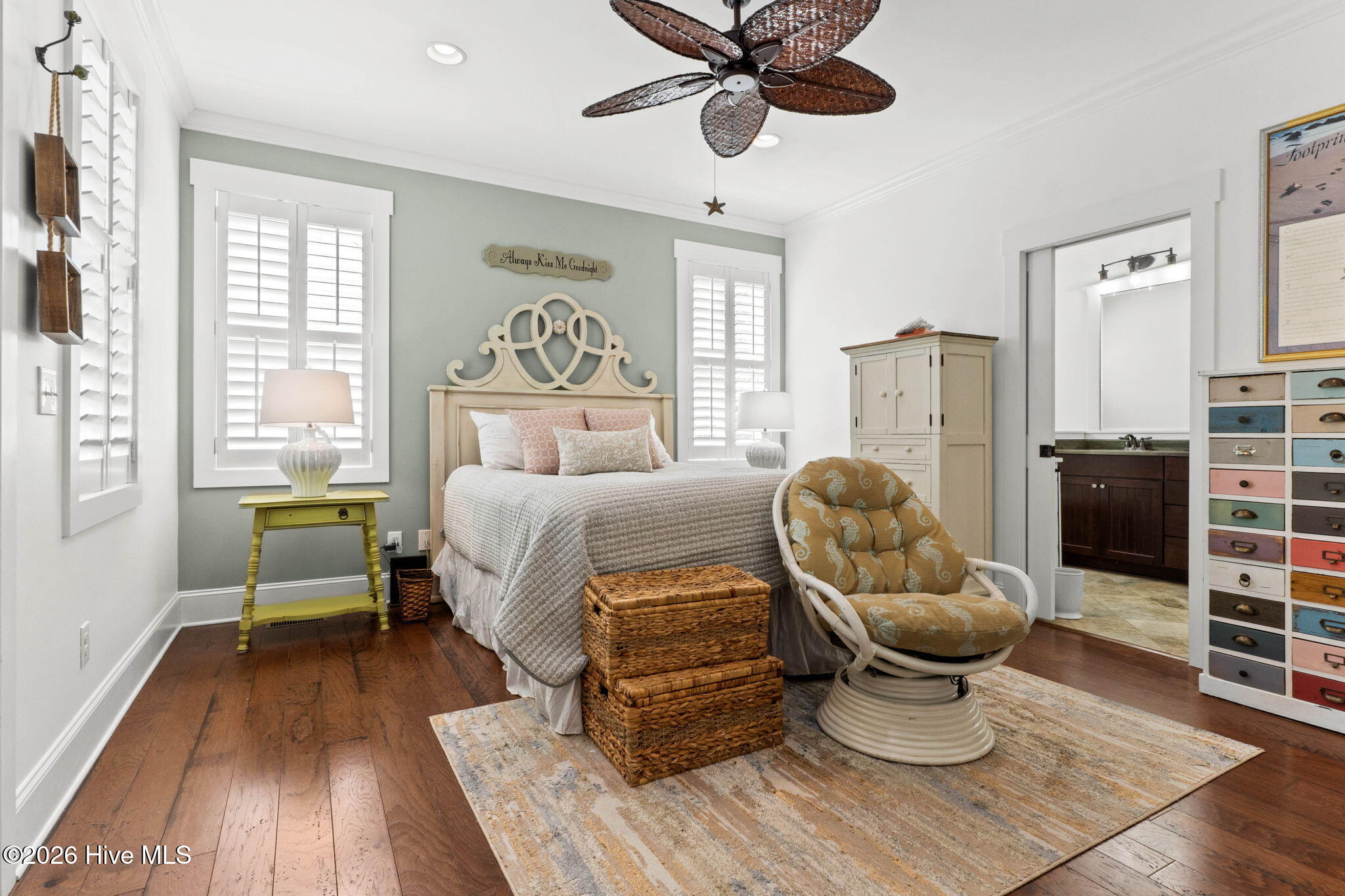 100566680 | Photo 20