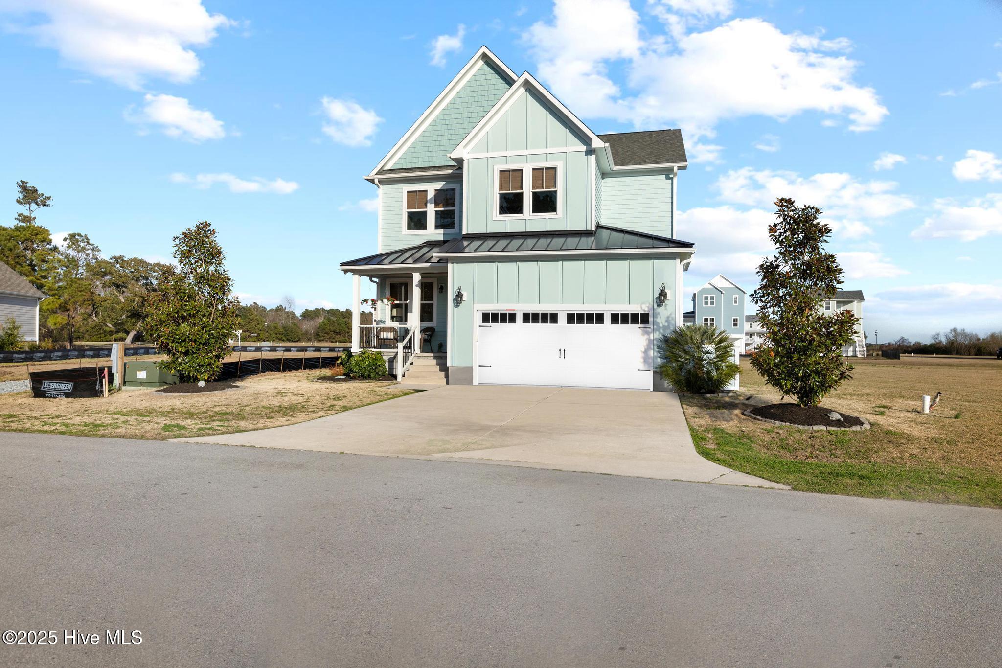 100554502 | Photo 45