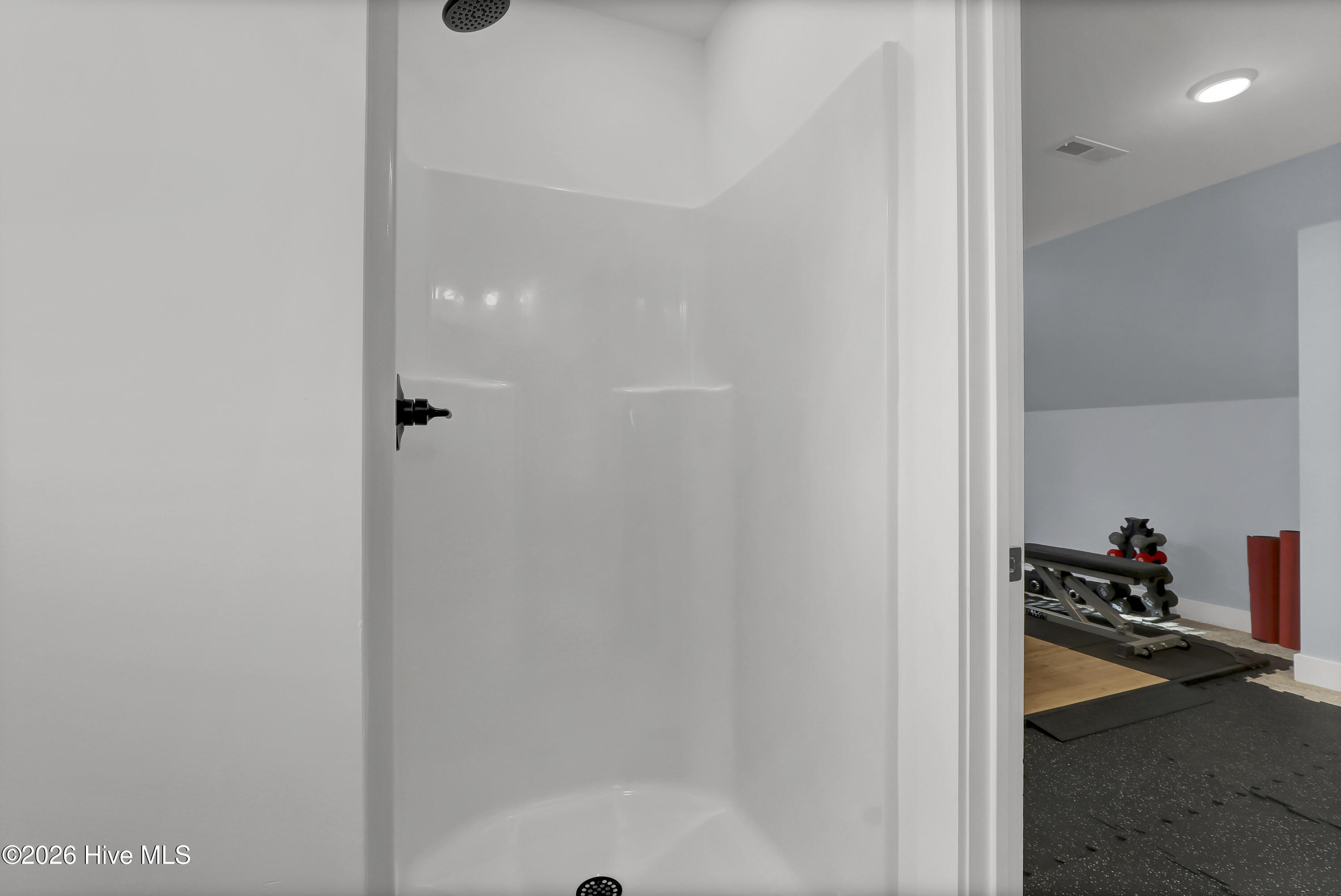 100556741 | Photo 38