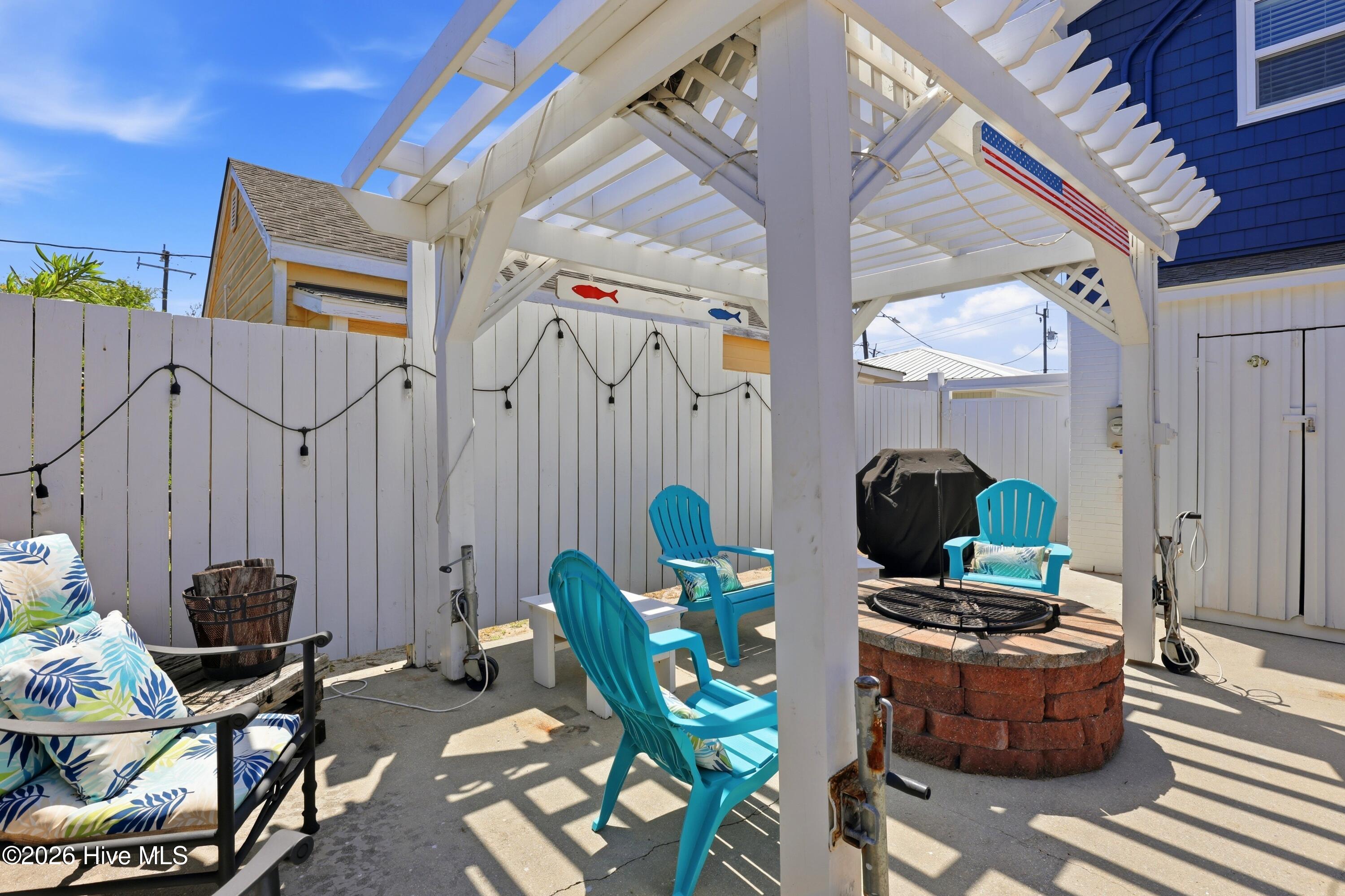 100569925 | Photo 45