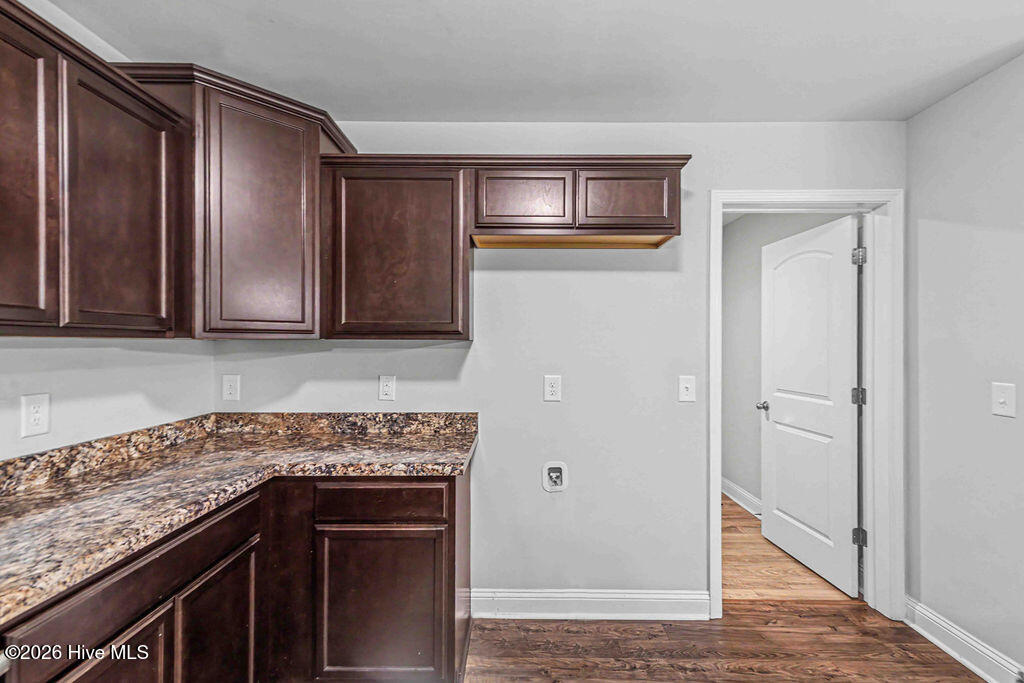 305 Ridge Land Court,Maysville